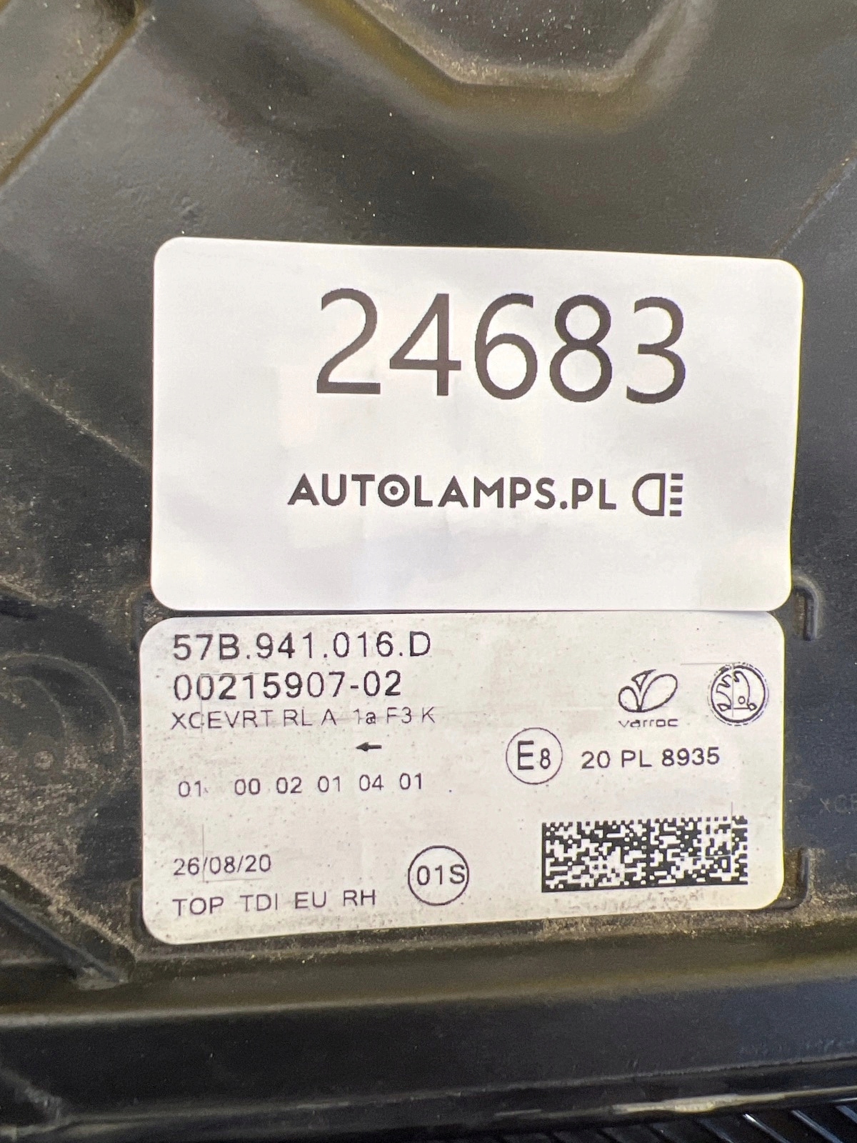 light right Skoda Karoq Full Led 57B941016D