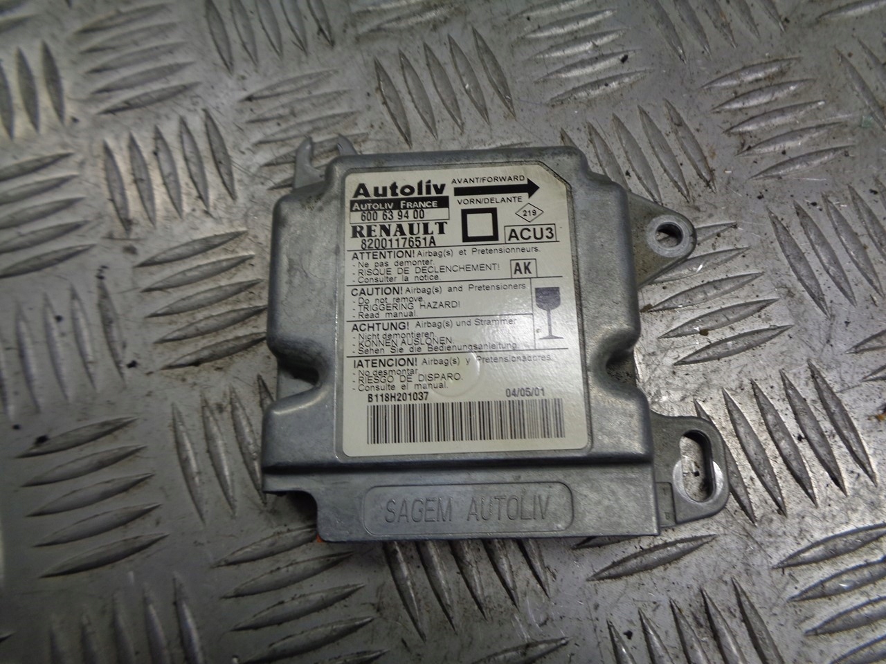 МОДУЛЬ ПОДУШКИ БЕЗПЕКИ RENAULT MEGANE І 8200117651A