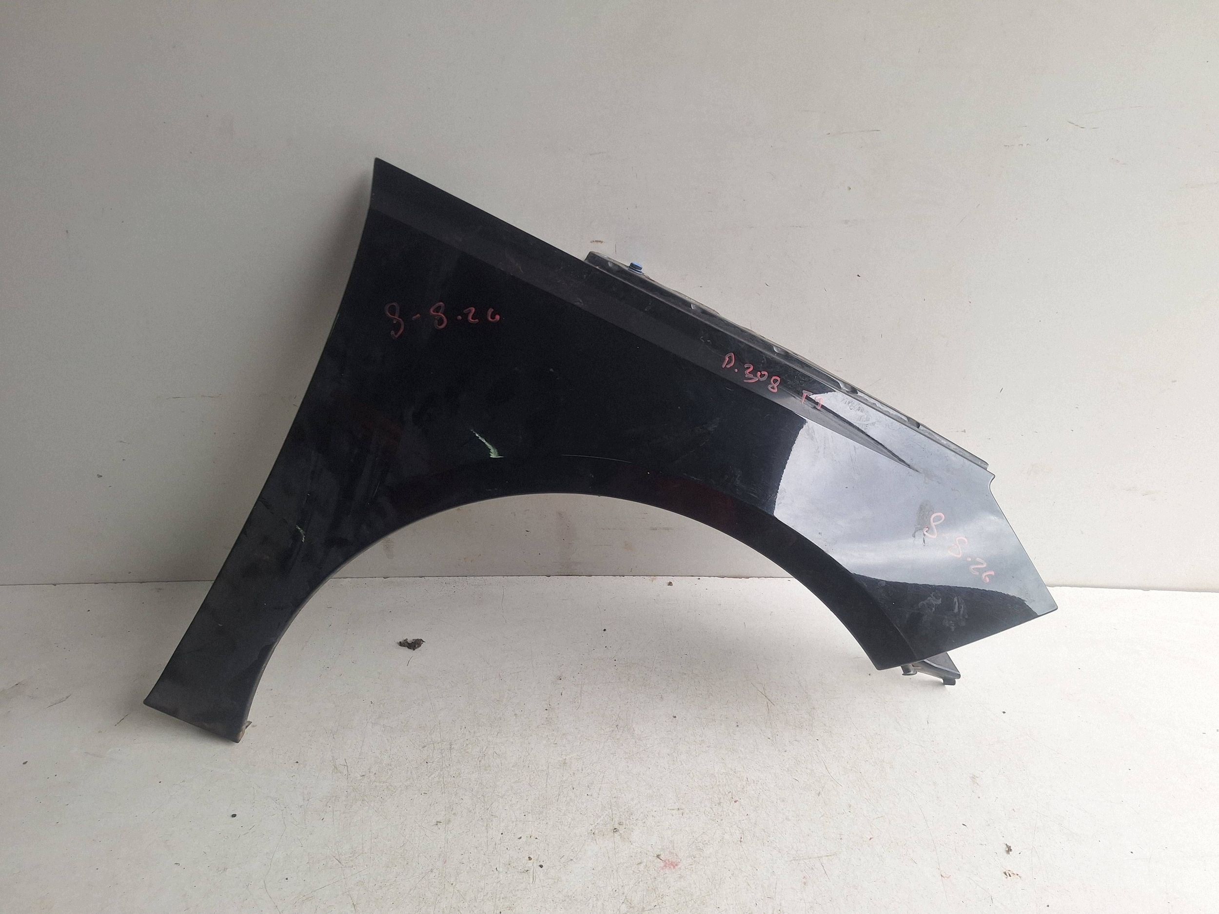 PEUGEOT 308 T9 13-17 parafango Destra