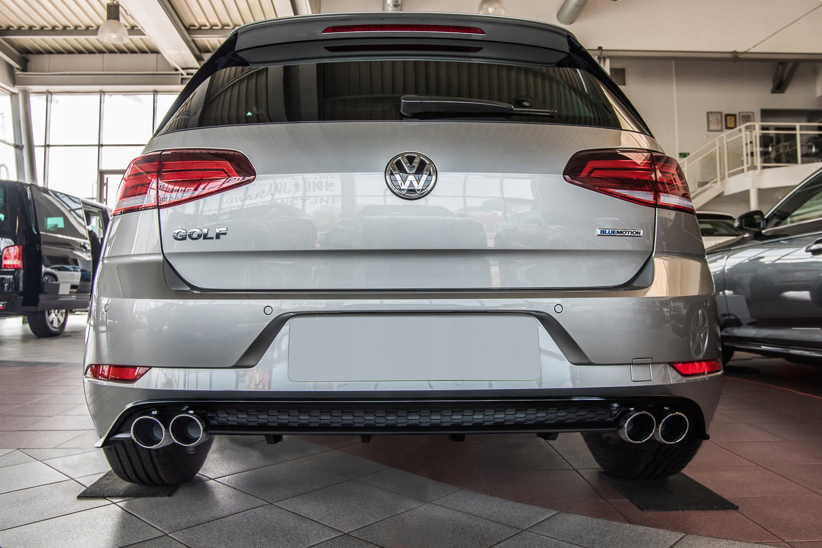 VW GOLF 7 VII 2016-2020 PO LIFTINGU DYFUZOR DOKŁADKA ZDERZAKA TYLNEGO Producent części Inny