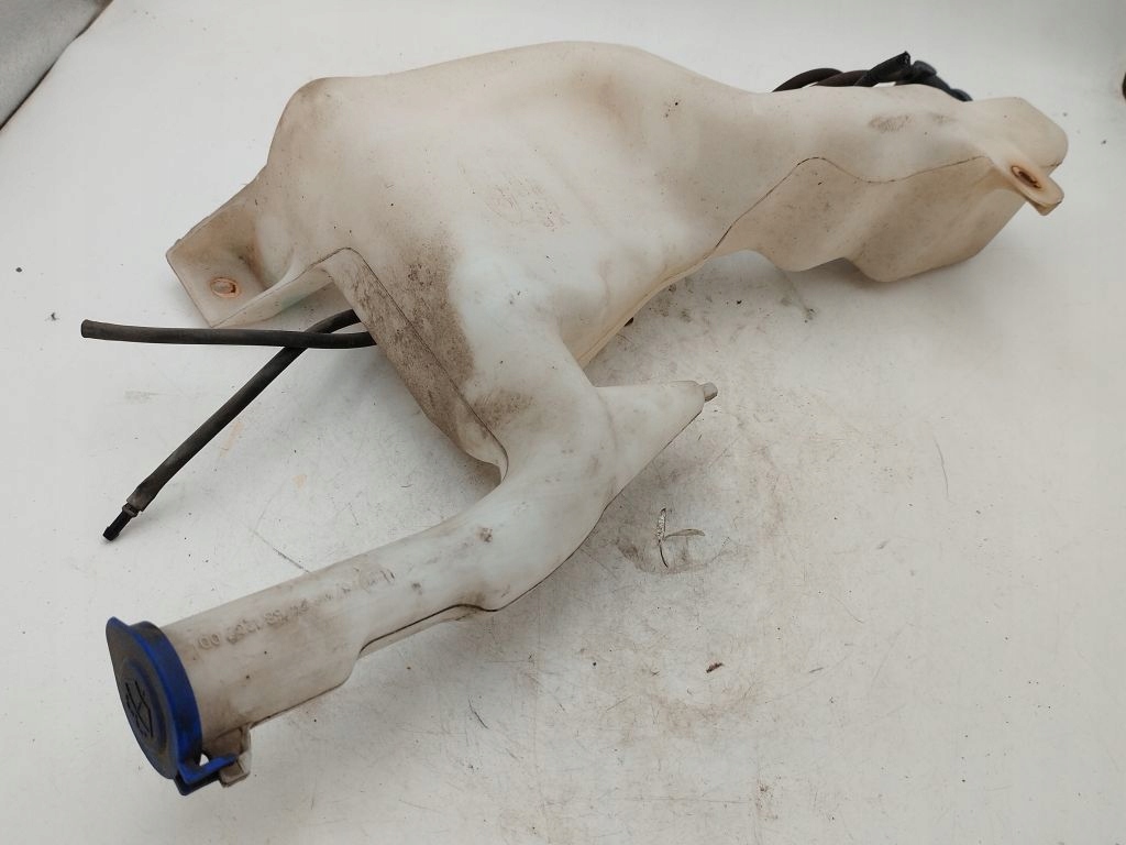 Ford Fiesta MK7 tank washer fluid tank 8A61-17B61-AD