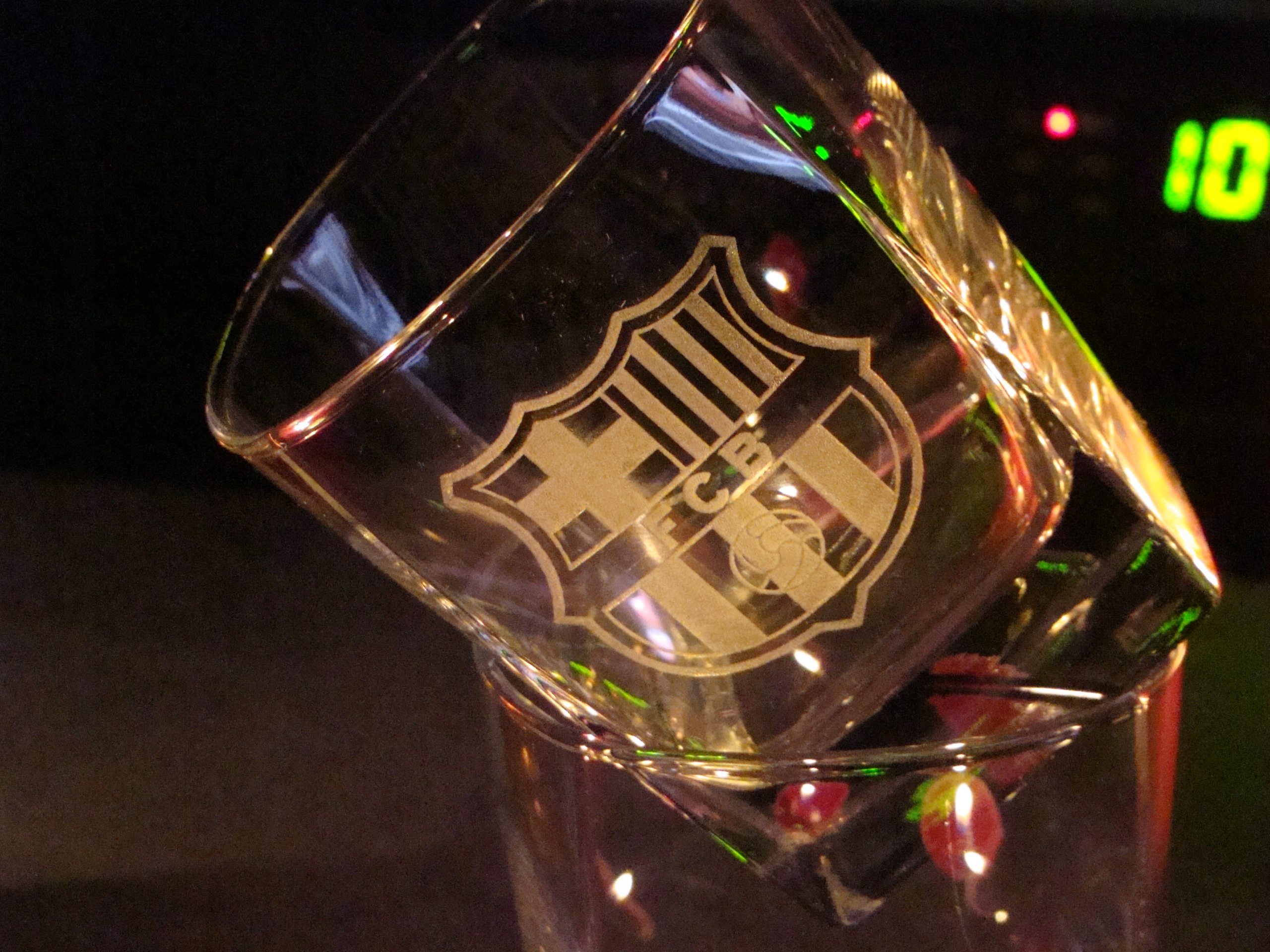 Zestaw 2 szklanek do Whisky, grawer FC BARCELONA Marka Merlin