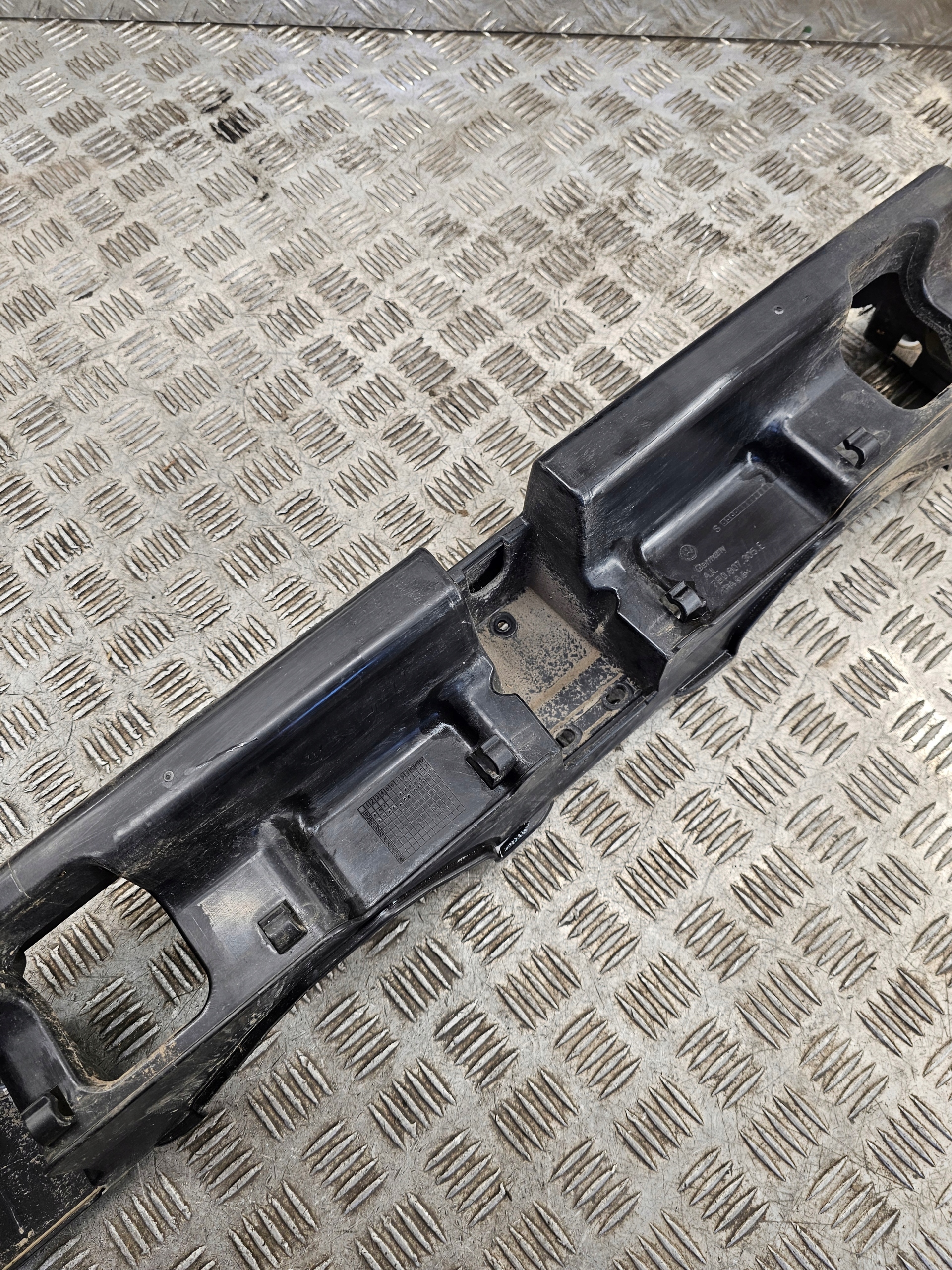 Traversa Paraurti posteriore VW TRANSPORTER T6 2015-2019 7E0807305C