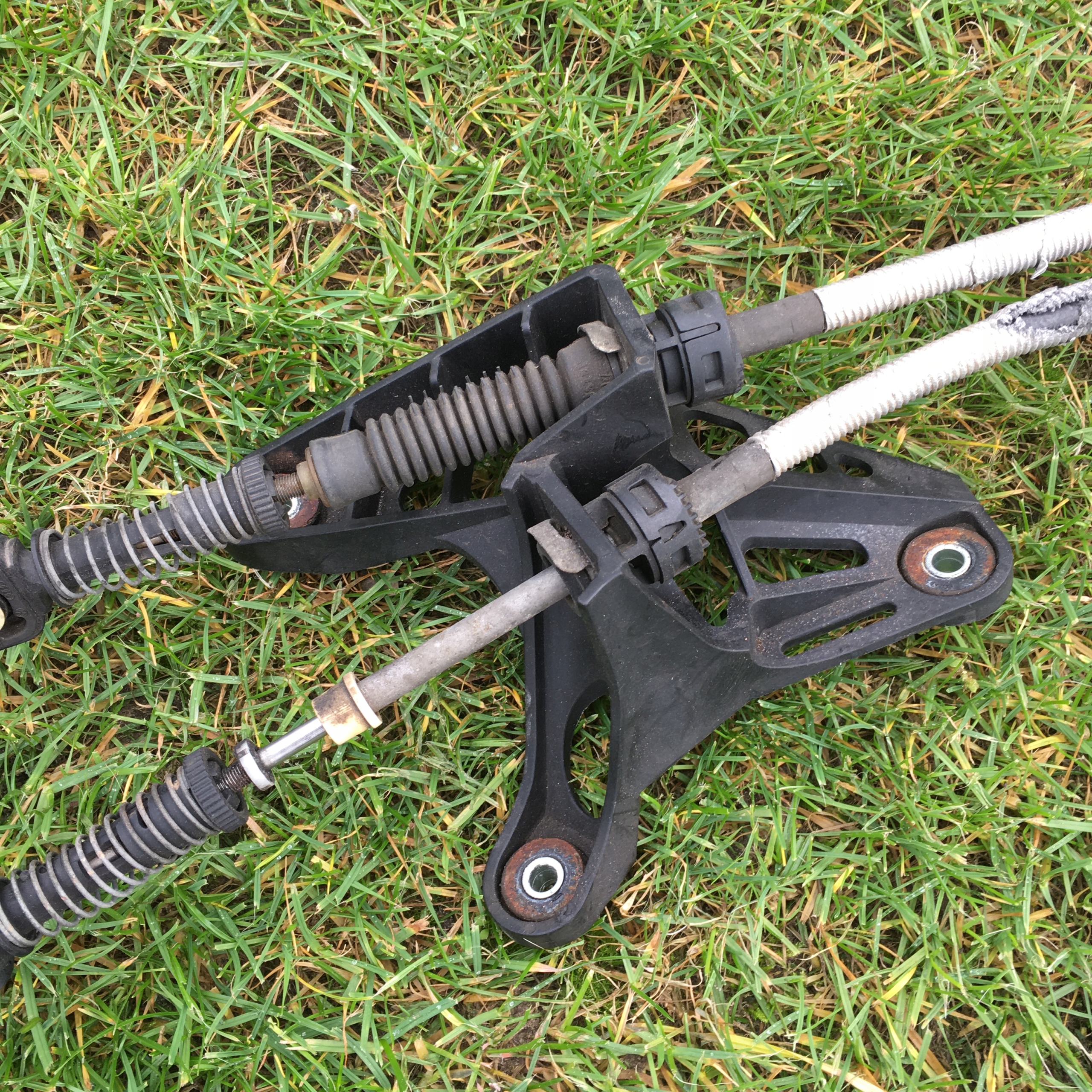 A3 10R 1,6 TDI CR 5B LEWAREK WYBIERAK 1K0711049CG Numer katalogowy części 1K0711049CG