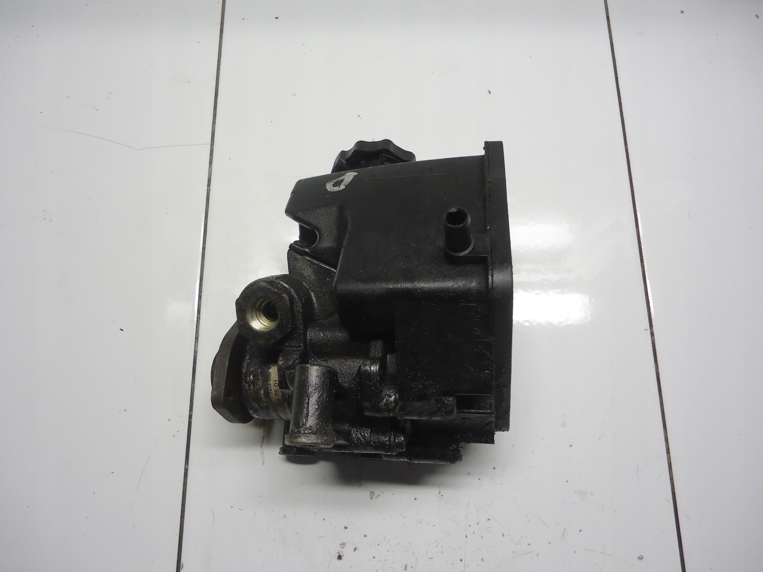 MERCEDES 2.2 CDI Pompa servosterzo 0024667501