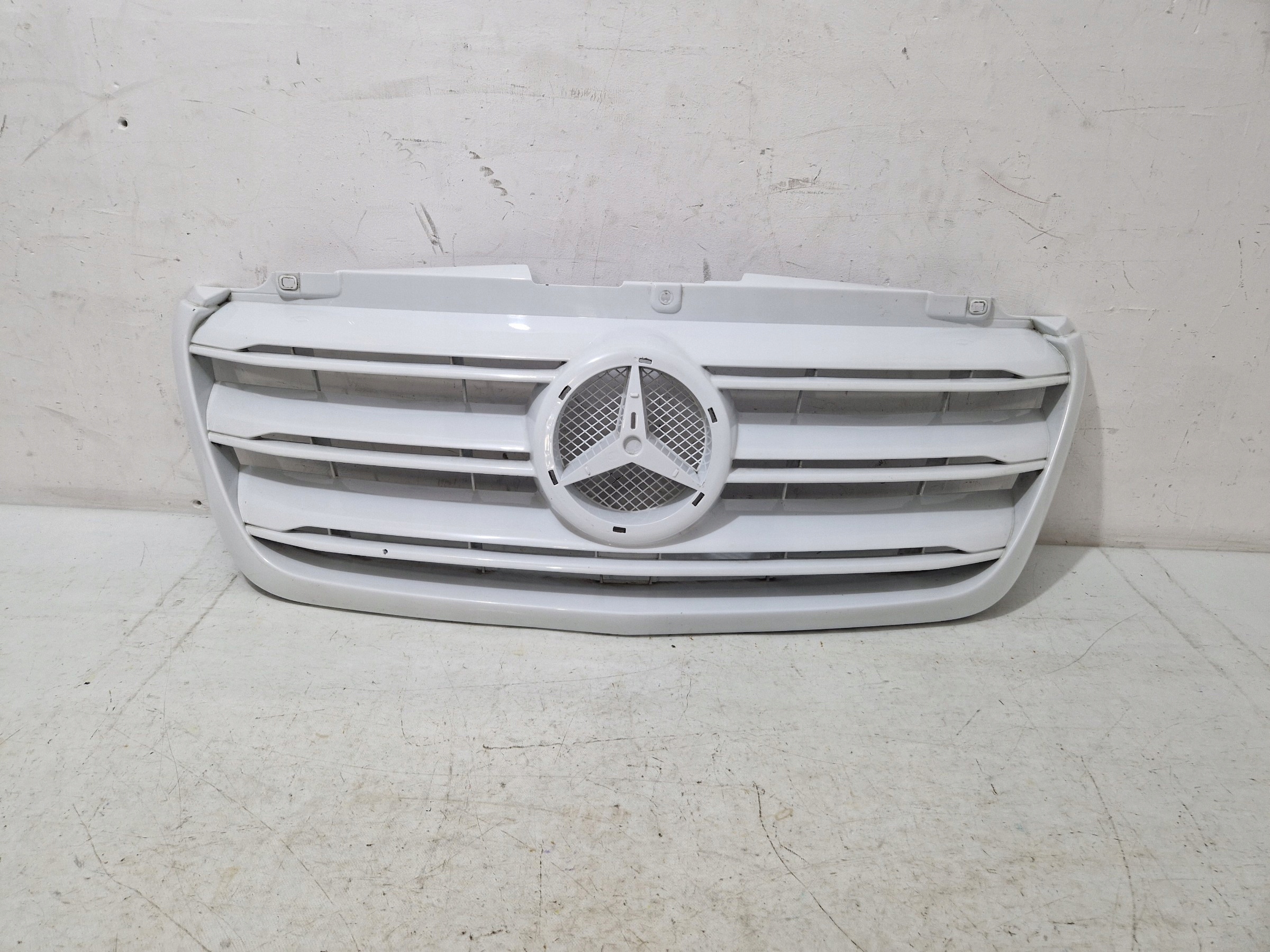 GRIGLIA Paraurti MERCEDES SPRINTER A907 A910 W910 19- A9108852600