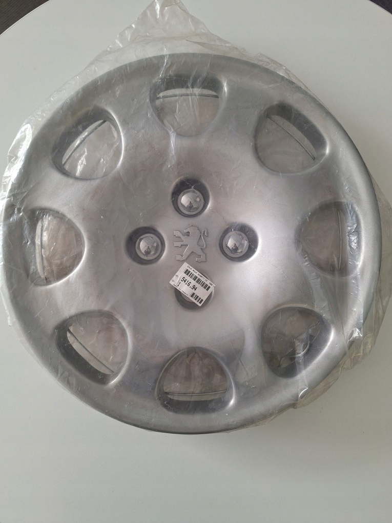 Kryt Kolesa Peugeot 406 Oe 541694