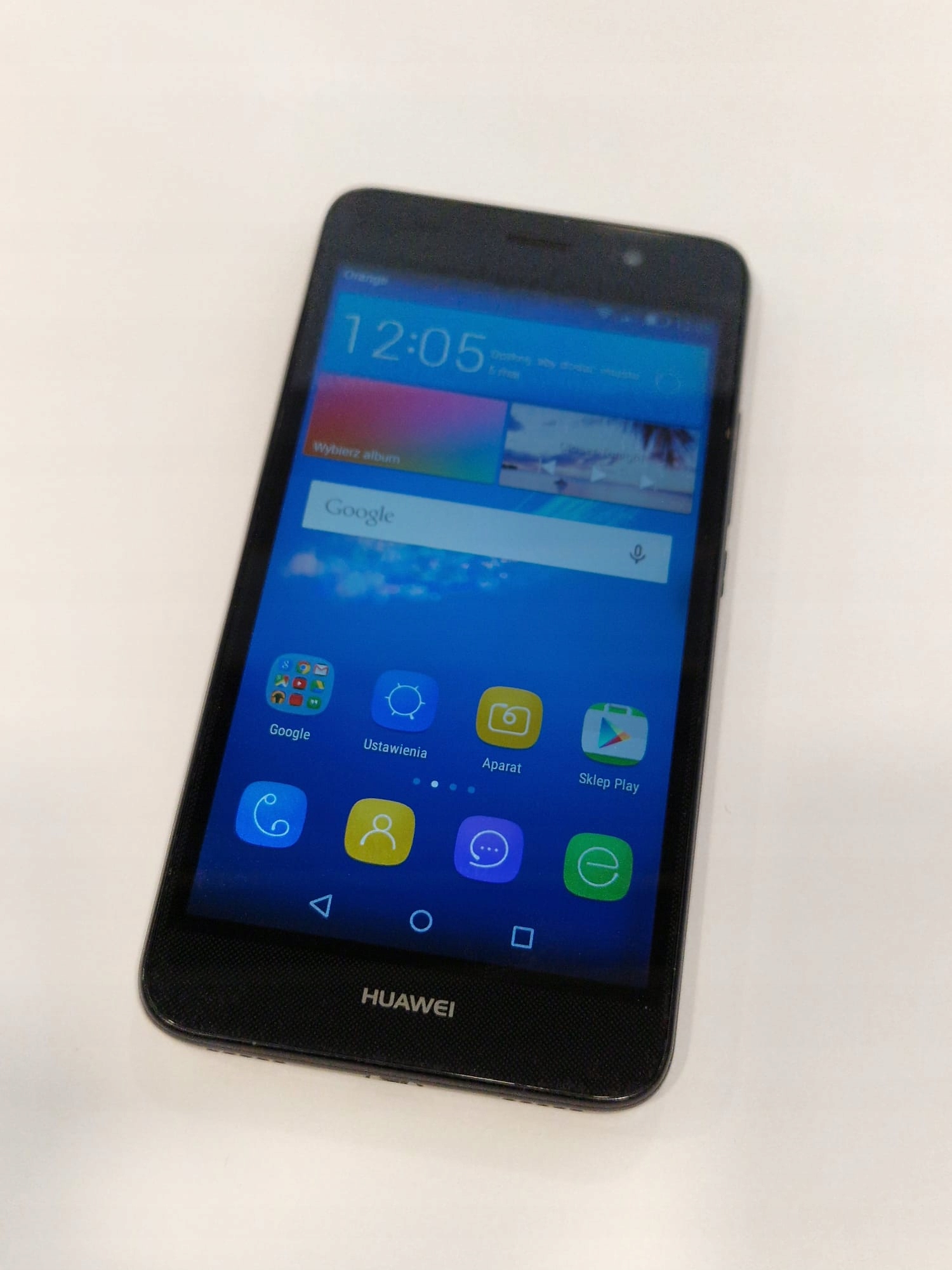 Smartfon Huawei Y6 2 GB / 8 GB 4G (LTE) czarny