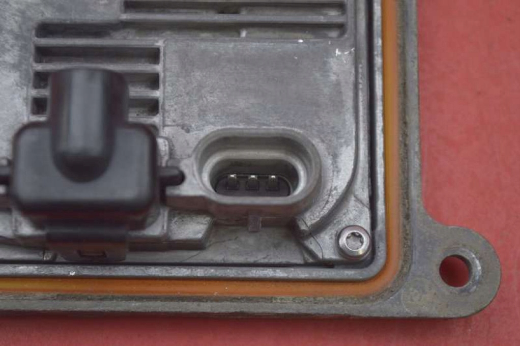 control unit XENON KSENON right A71154400DG TESLA MODEL S 12-20