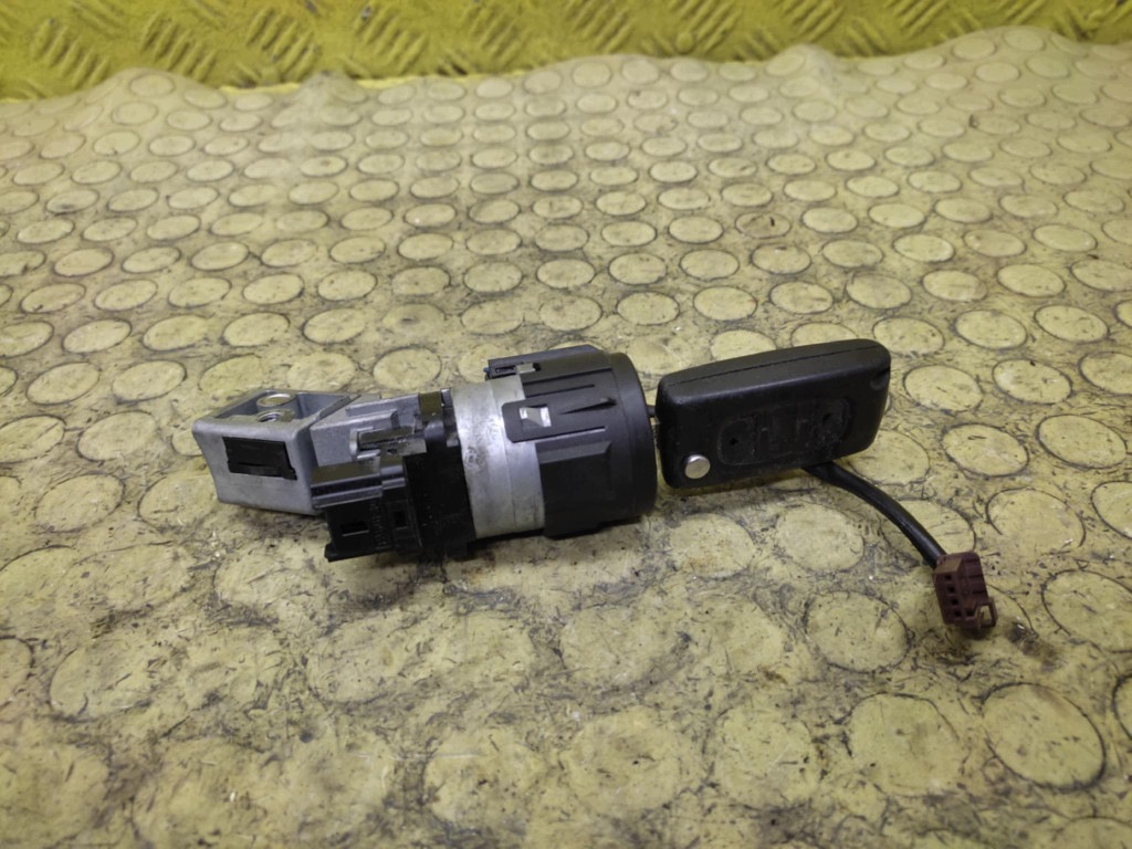 CITROEN C4 ignition key 9663123380
