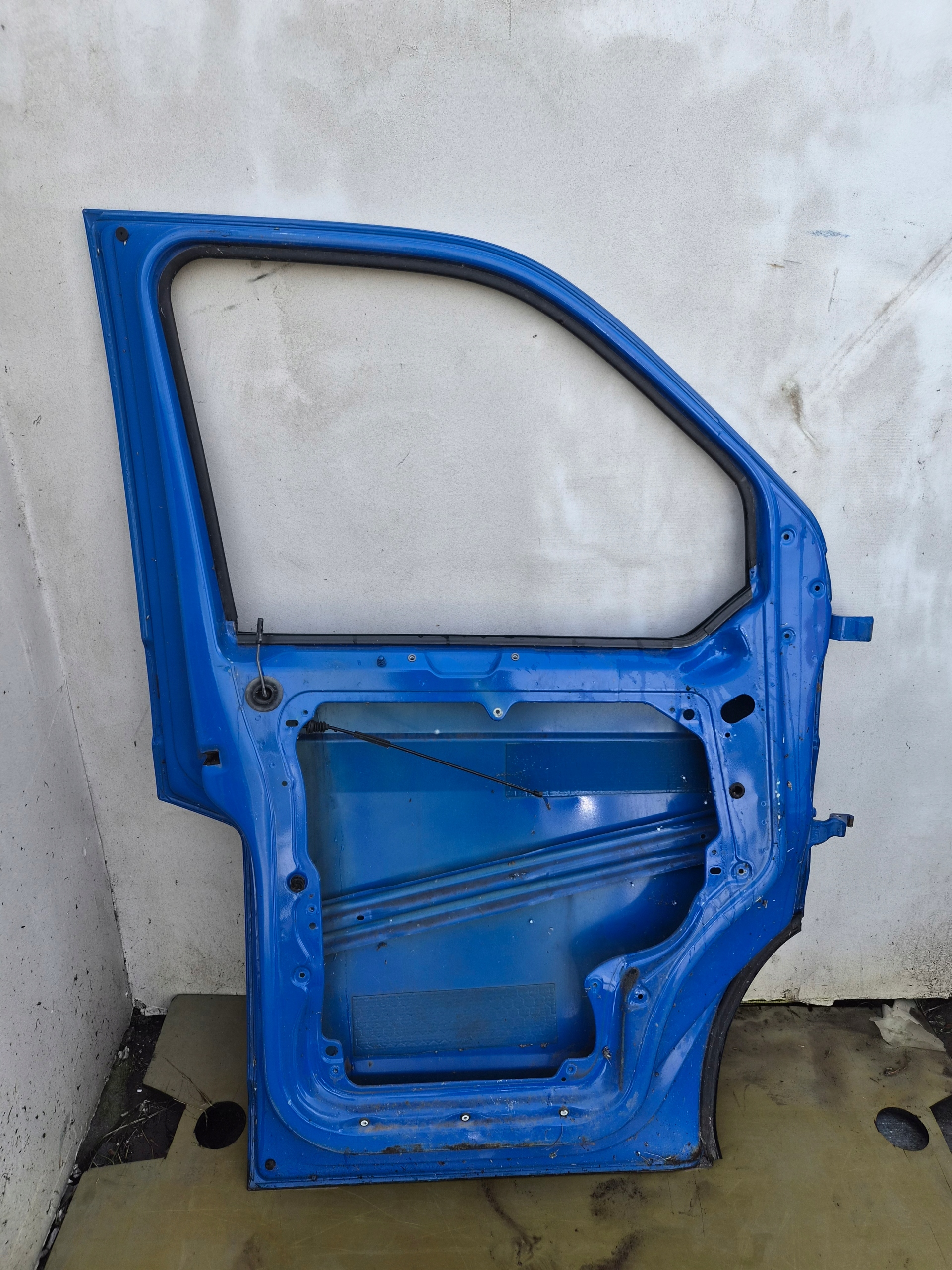 door front left VW T5 T5 LIFT front kierowca/ driver´s blue