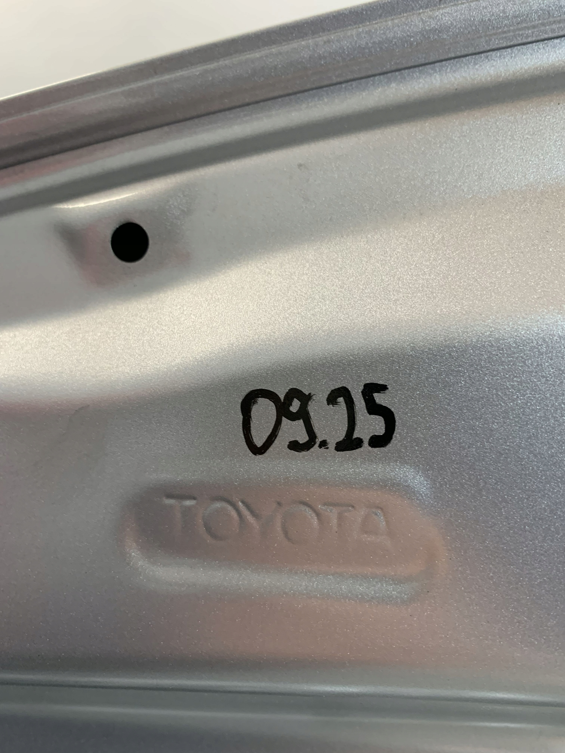 Cofano Toyota CH-R 2 II 23r 2023 09.25