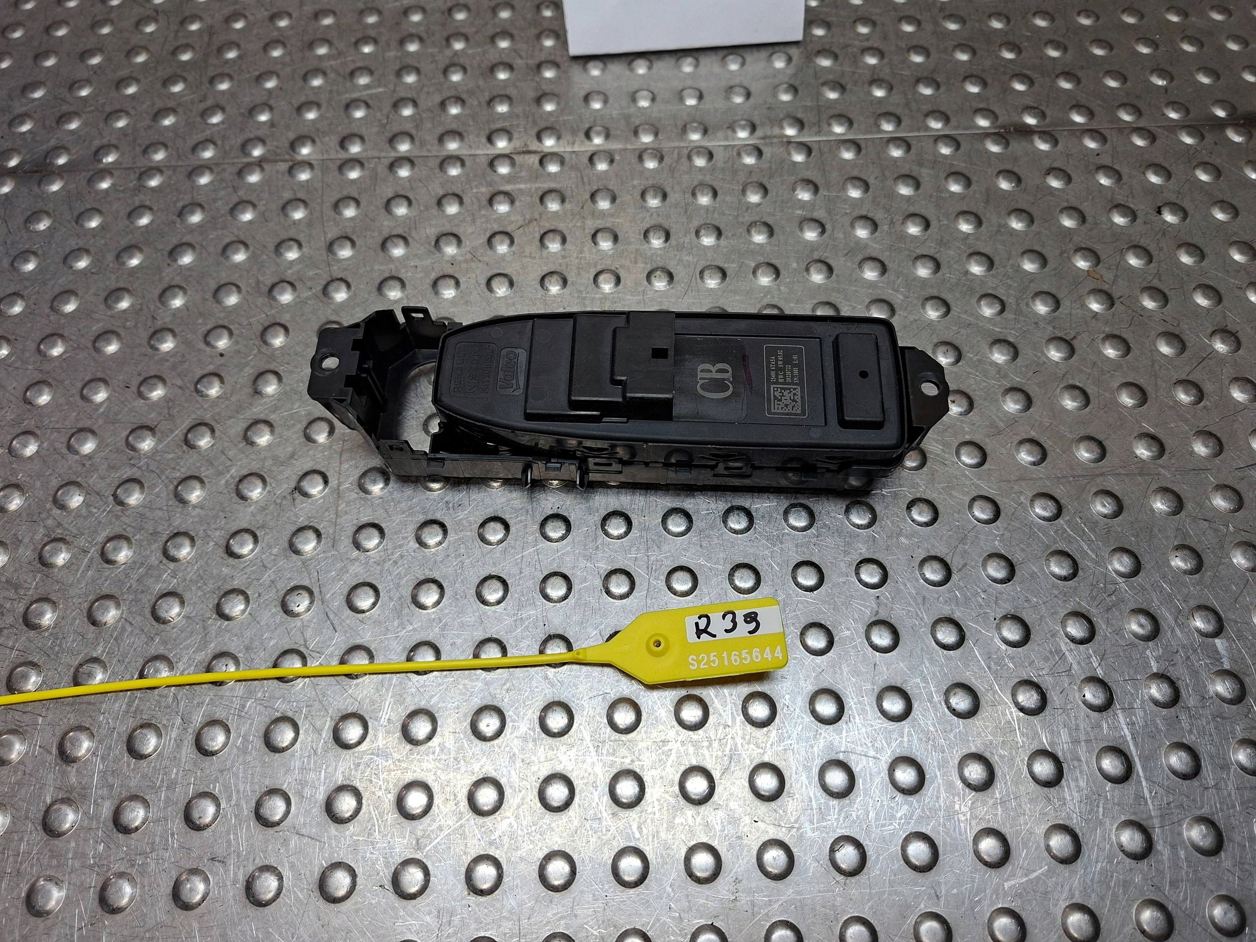 PANEL window control switch NISSAN X-TRAIL T33 QASHQAI J12 21- 254016TA5A