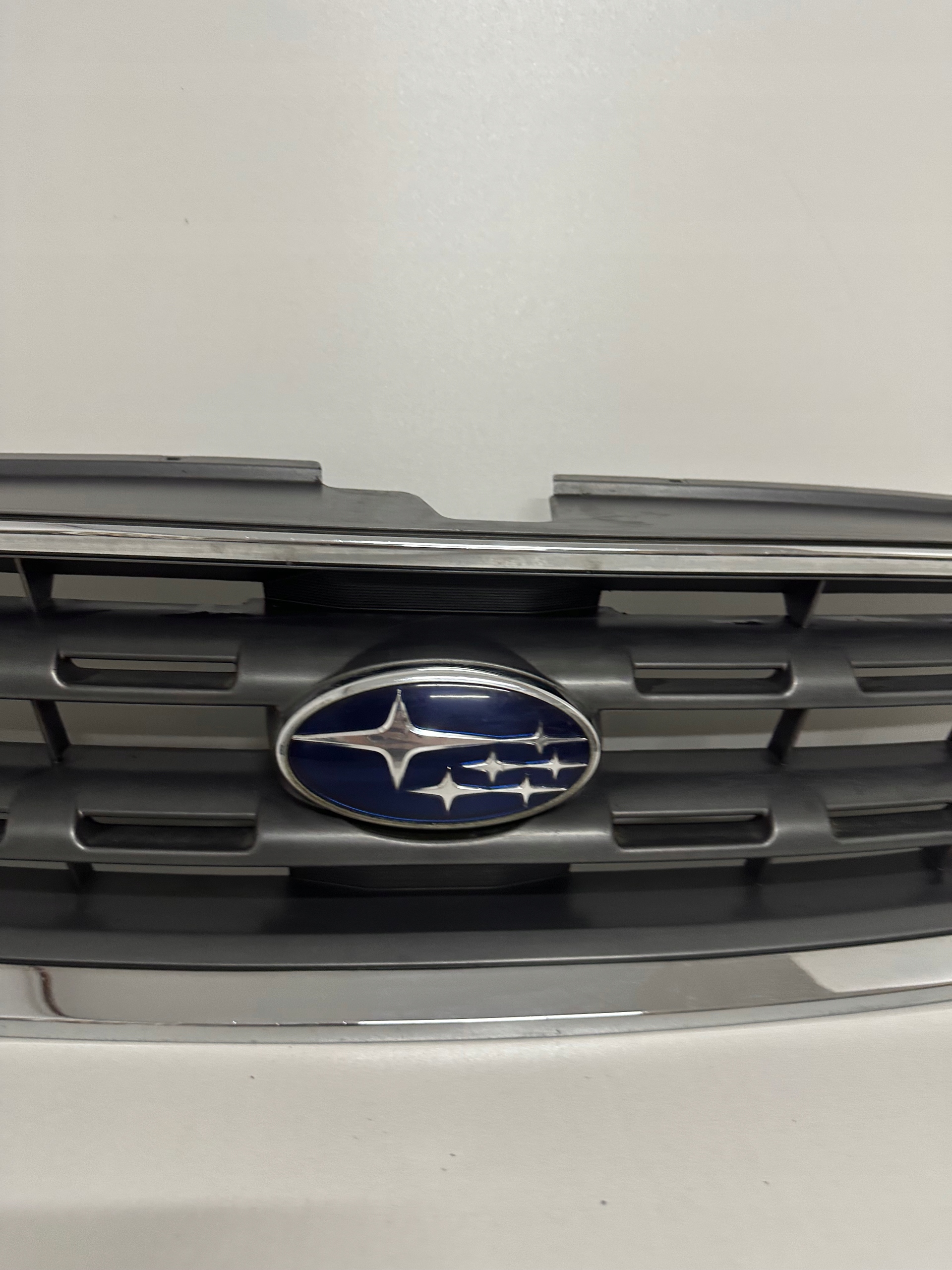 решетка радиатора subaru Outback III