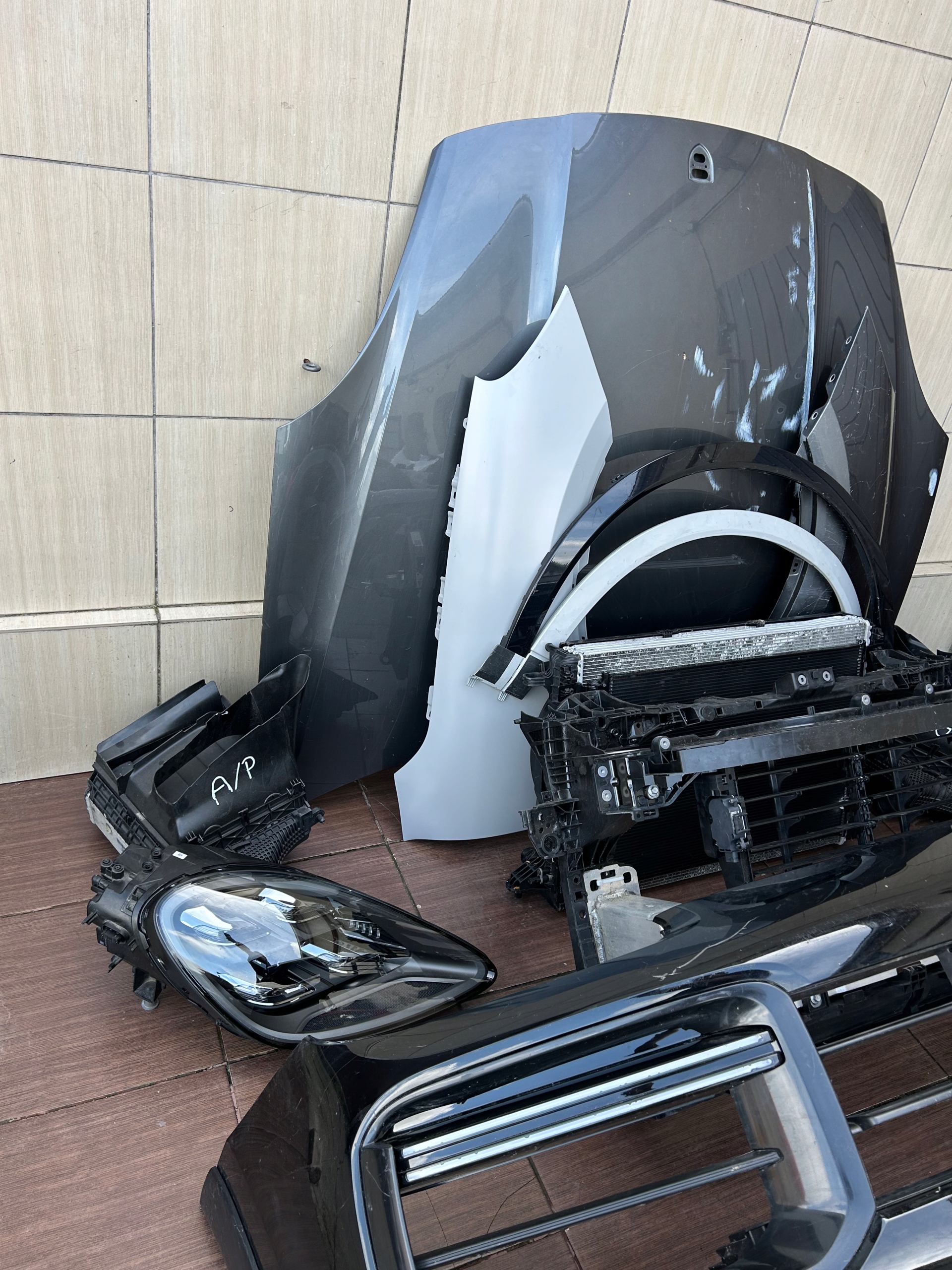bumper bonnet lights Porsche Cayenne 9Y Turbo GT