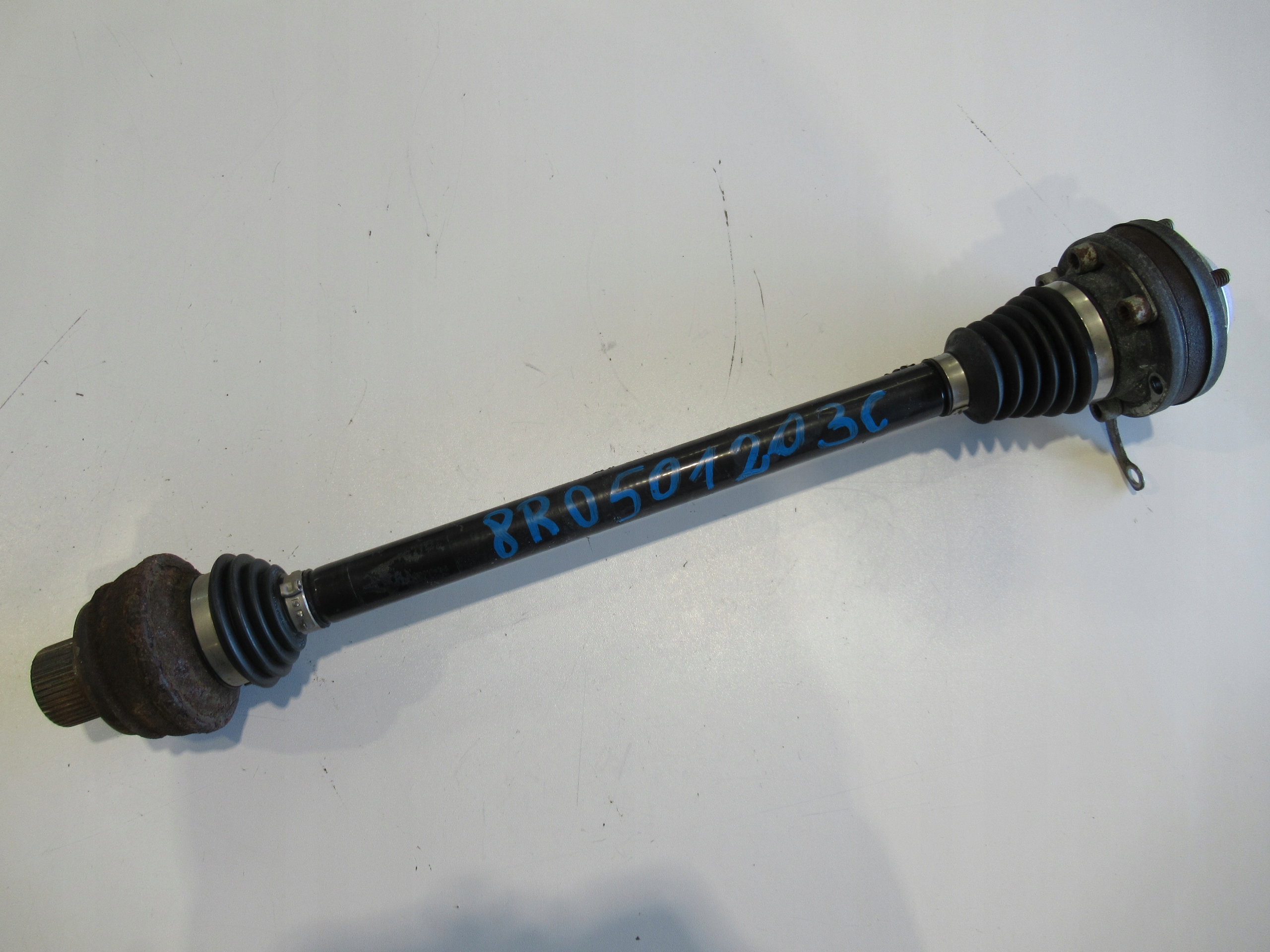 AUDI Q5 8R 2.0 TDI semi-axis left left rear part 8R0501203C