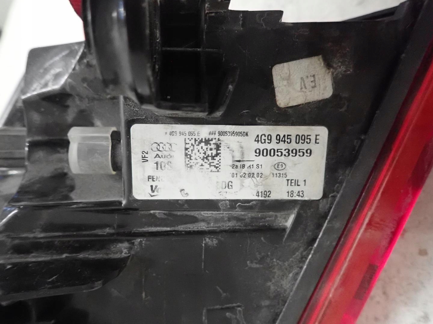 light rear part rear left AUDI A6 C7 LIFT 15- KOMBI 4G9945095E