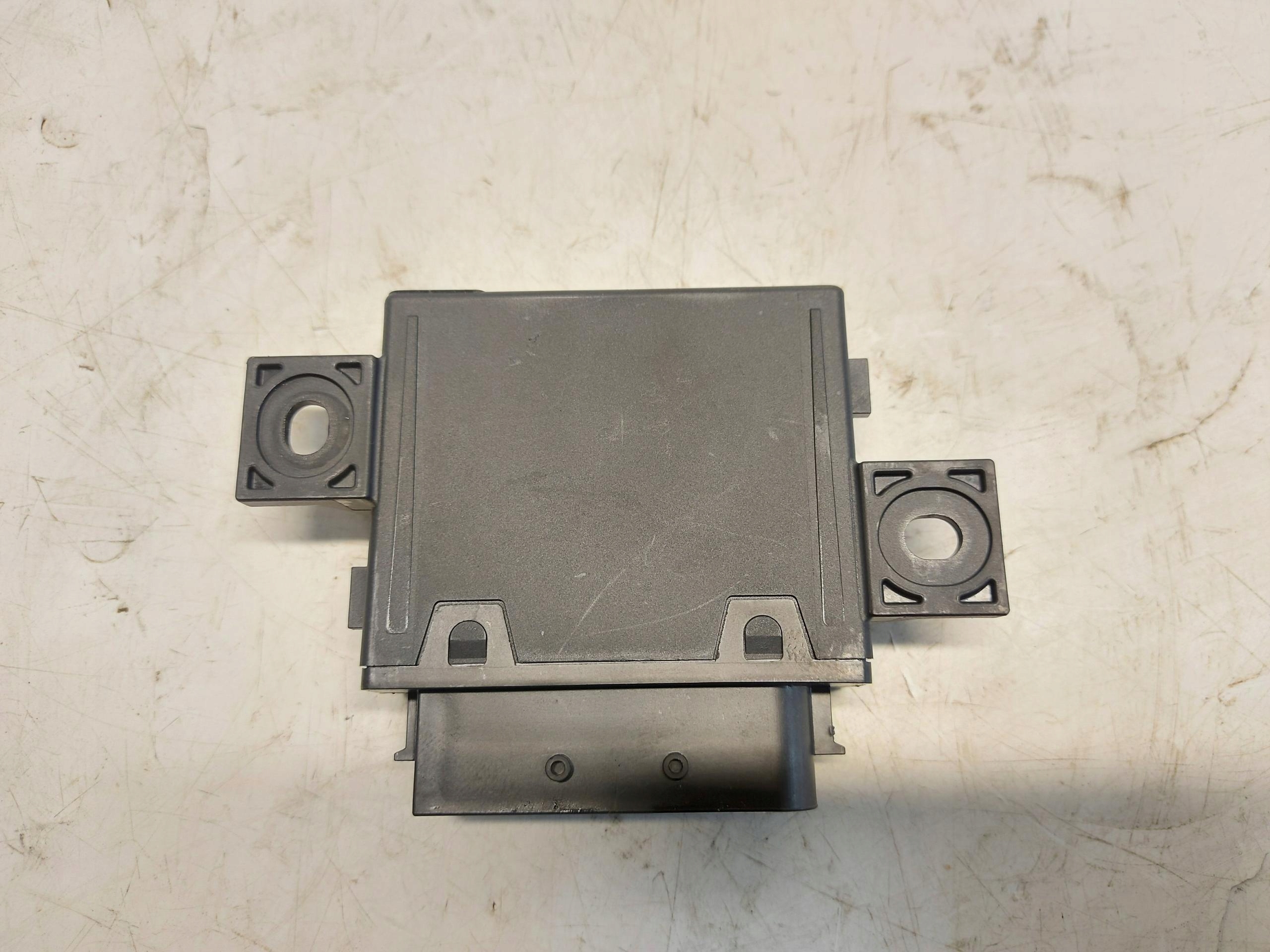 Audi RSQ3 Q3 83A 2022r modulo Centralina POMPY 4N0906093F