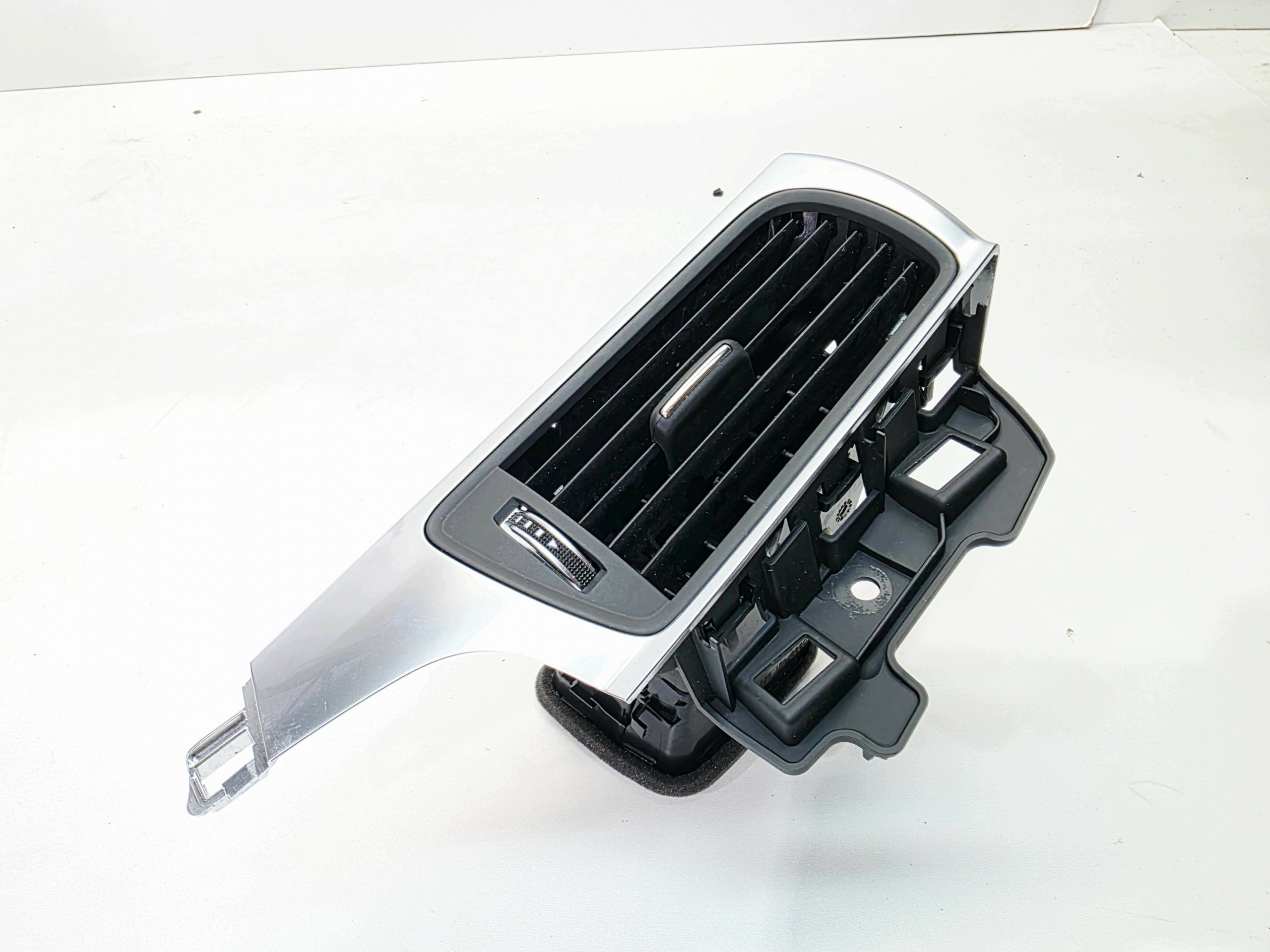 grid air conditioning devices left AUDI A6 C7 LIFT 4G1820901D 6PS