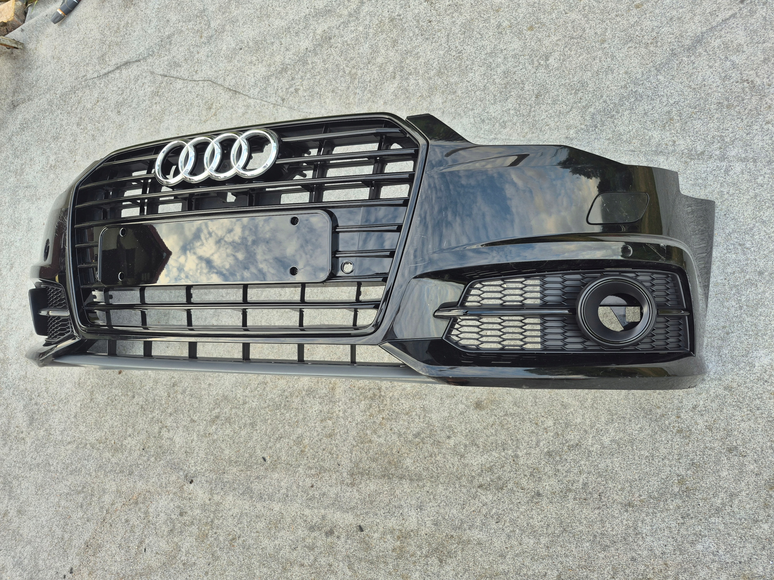 AUDI A6 C7 4G LIFT S-LINE ZDERZAK PRZÓD BLACK 4x PDC Producent części Audi OE