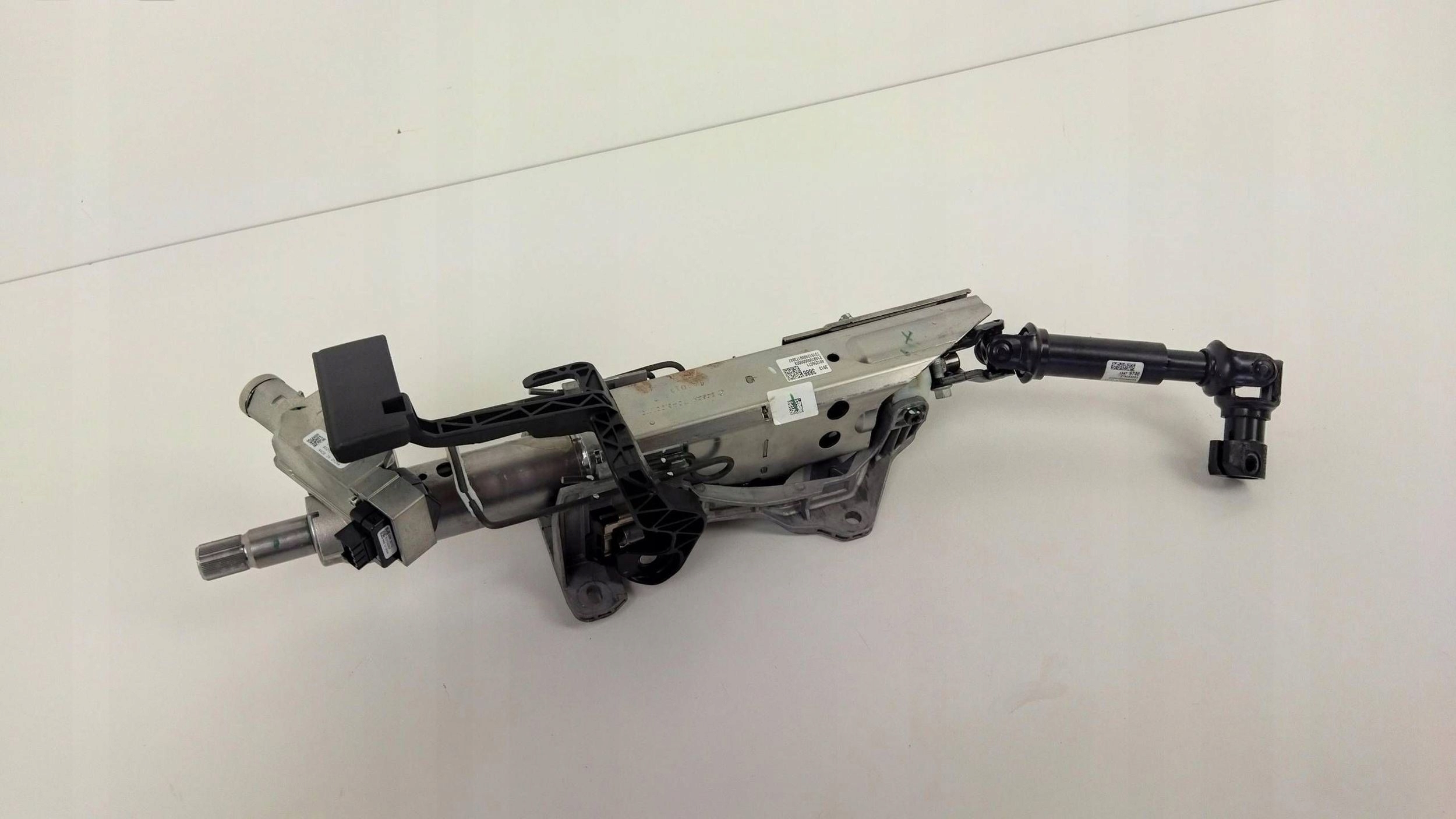 OPEL ASTRA K V steering wheel rod 39133886