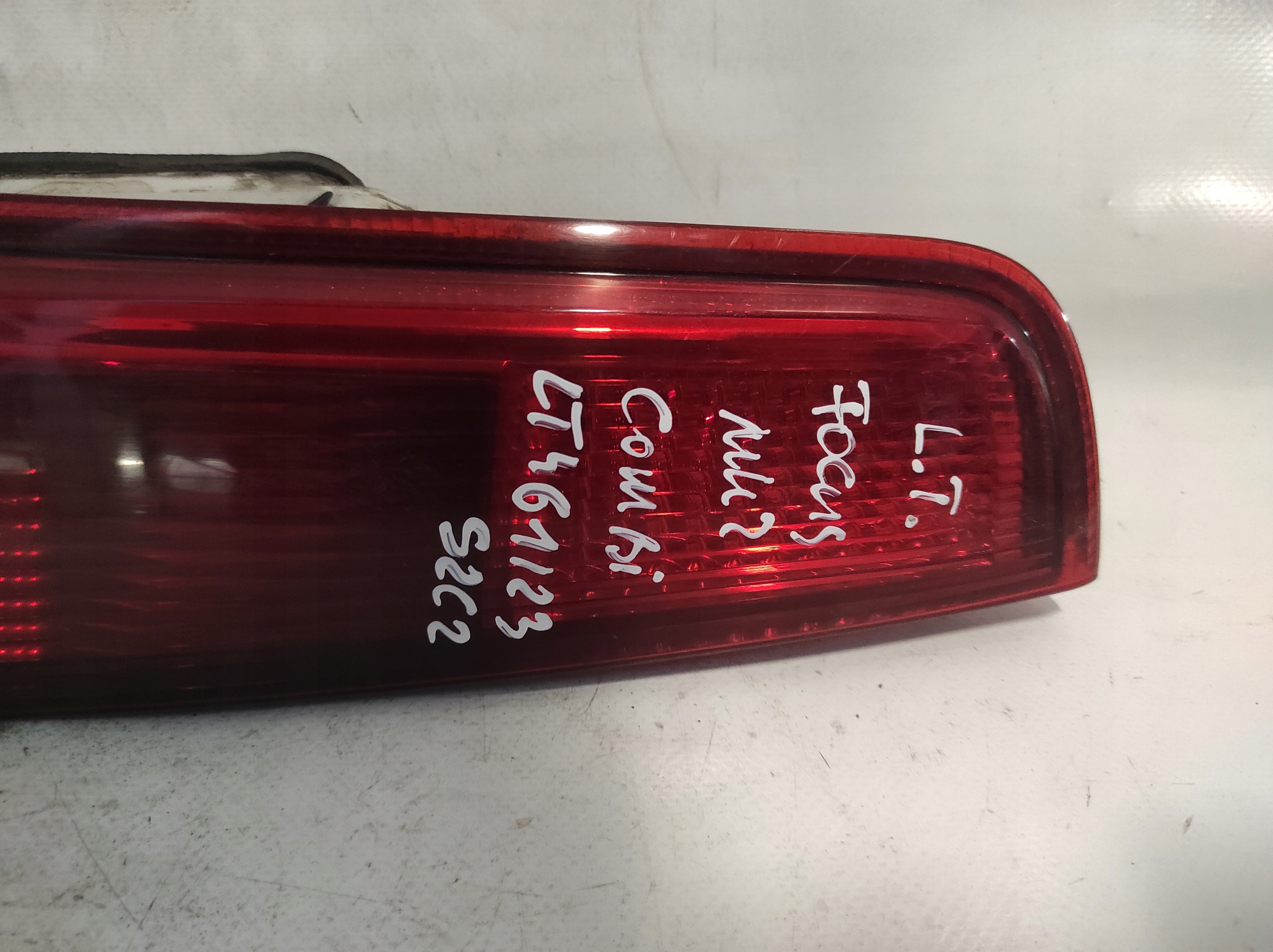 FORD FOCUS MK2 KOMBI light right rear rear part