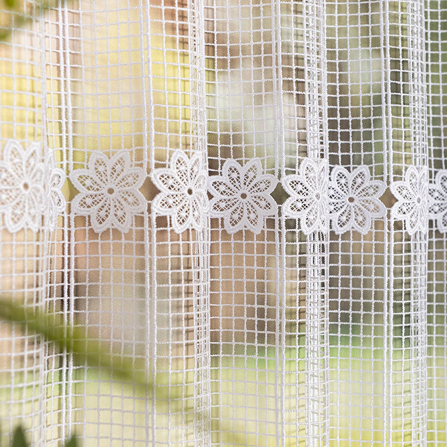 Mg Vitrážová Záclona premium 16441 bílá 200 x 150 cm