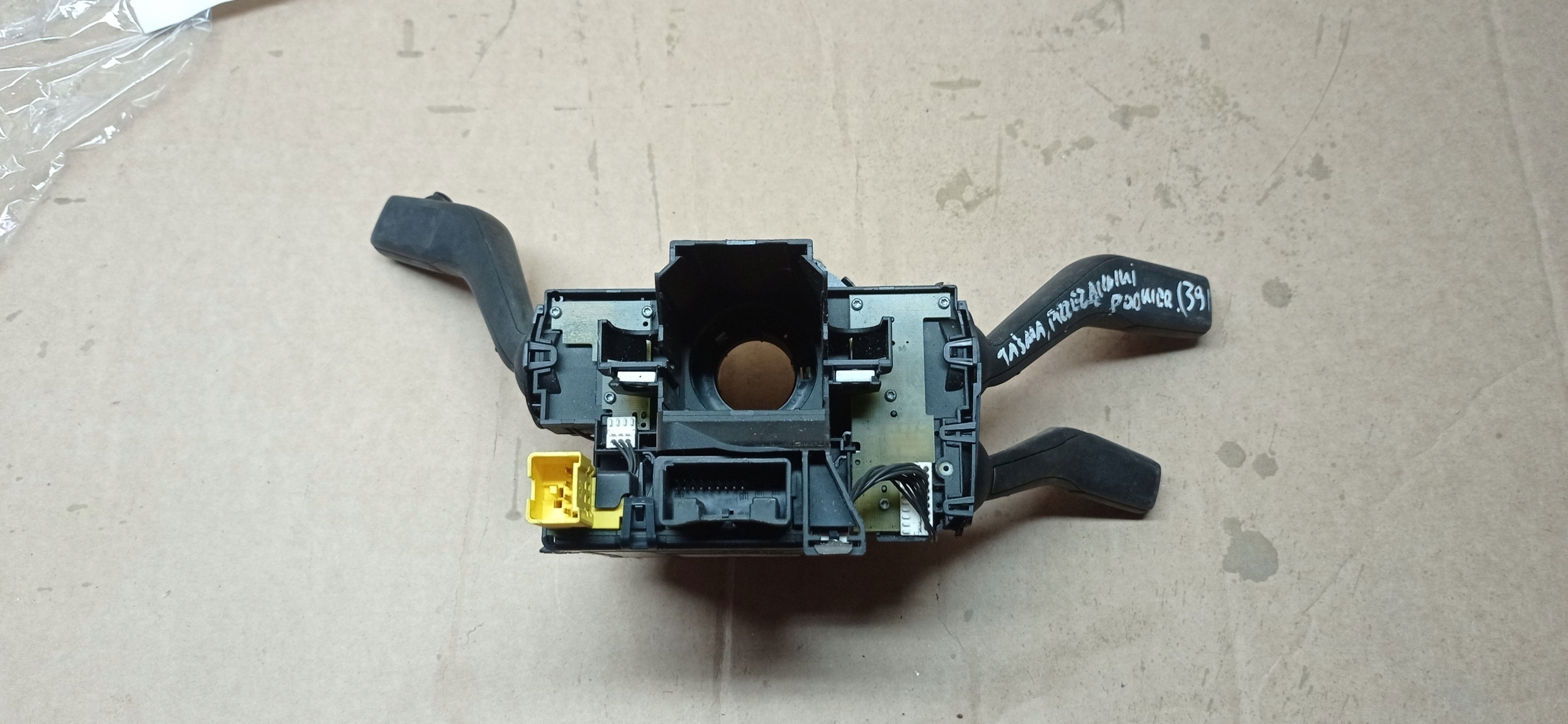 steering wheel levers and controls VW Passat B6 3C0953549L