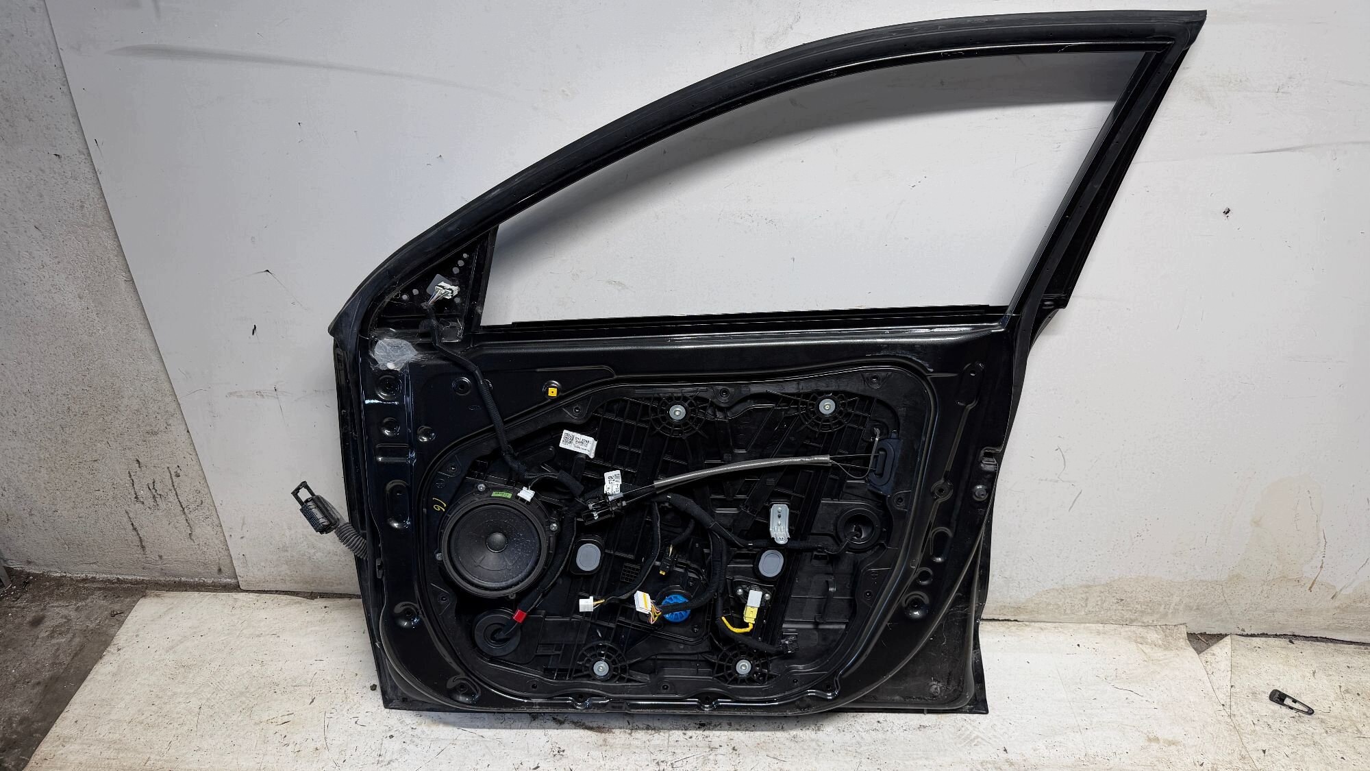 KIA NIRO door right right front front 15-22