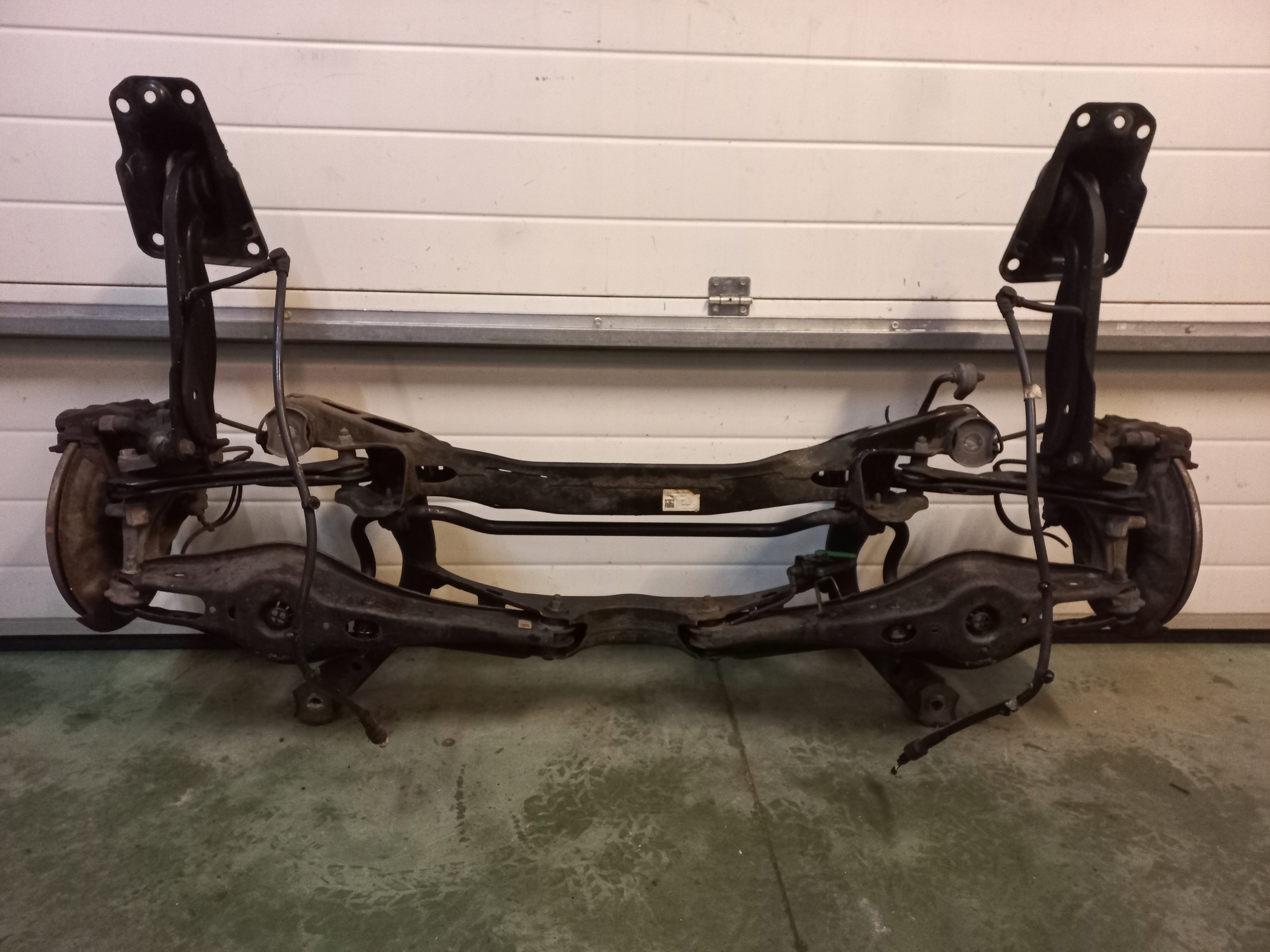 Kompletne tylne zawieszenie Volkswagen Passat B8 Combi