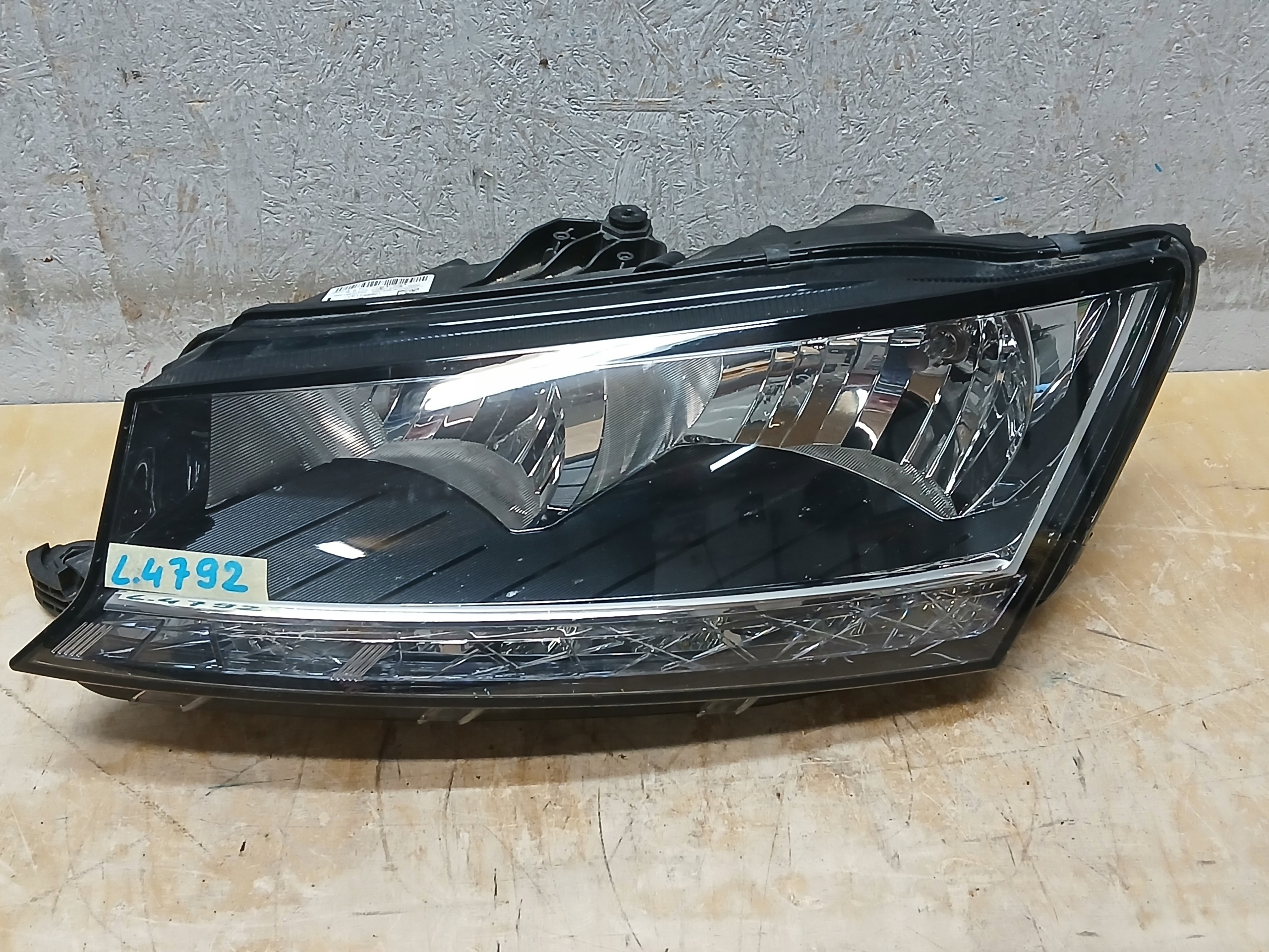 light front left SKODA FABIA III 3 LIFT LED 6V1941015D