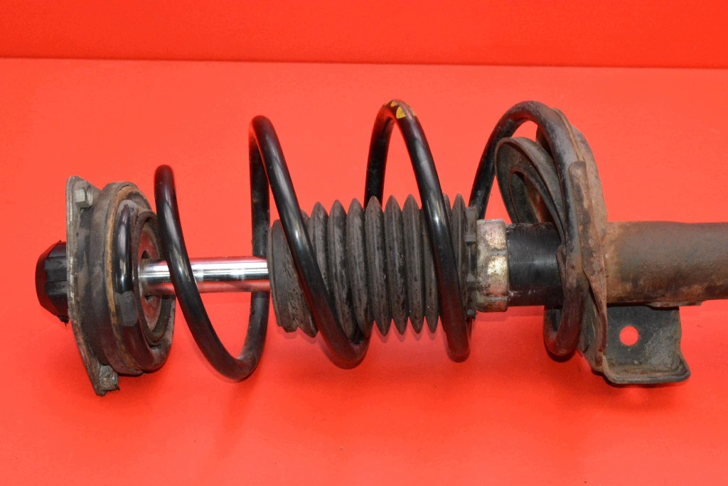 shock absorber left front 452303 MERCEDES B-class W245 2.0 CDI 109 KM 05-08