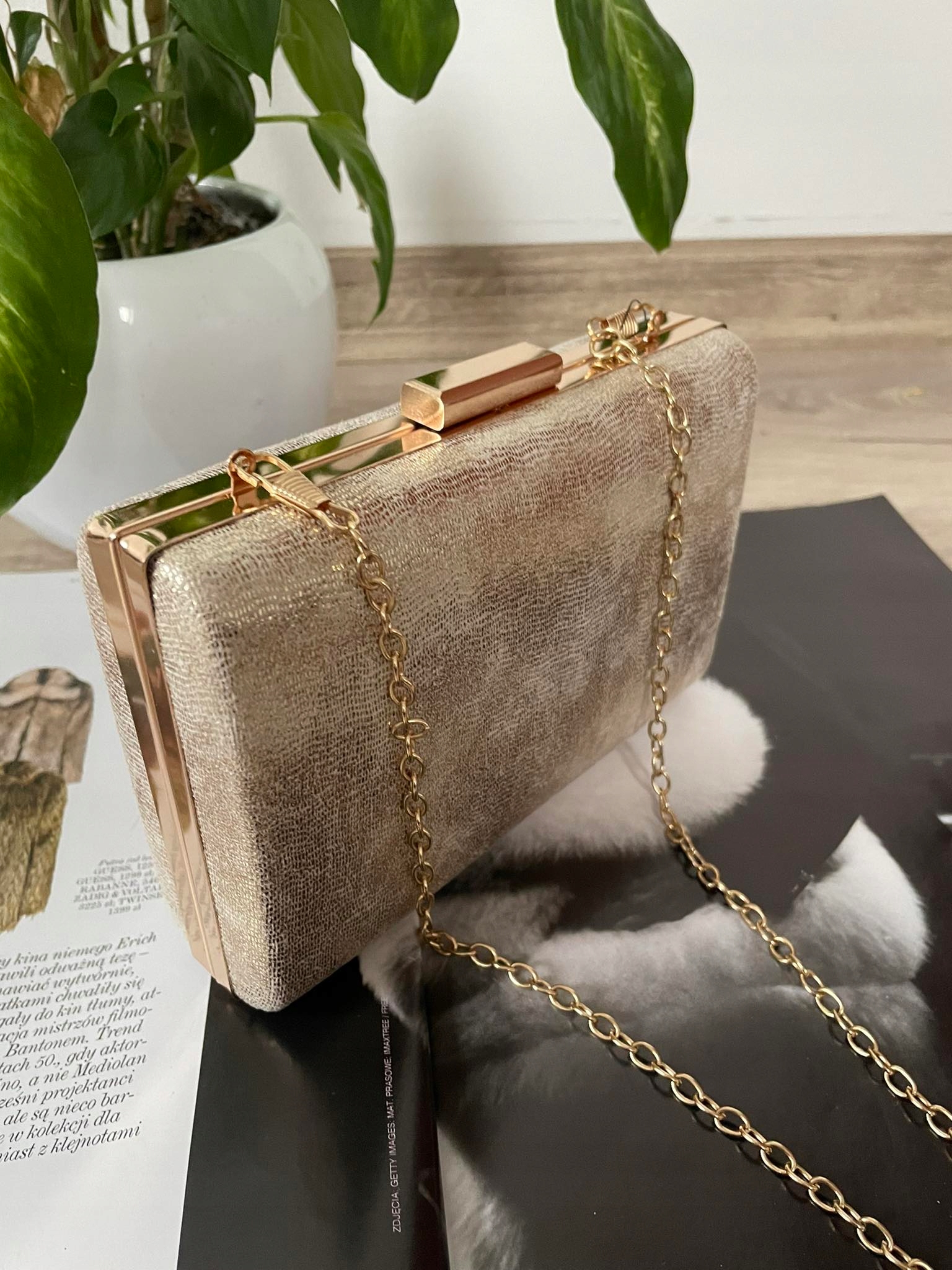 EFEKTOWNA ZŁOTA torebka kopertówka PUZDERKO Model KOPERTÓWKA