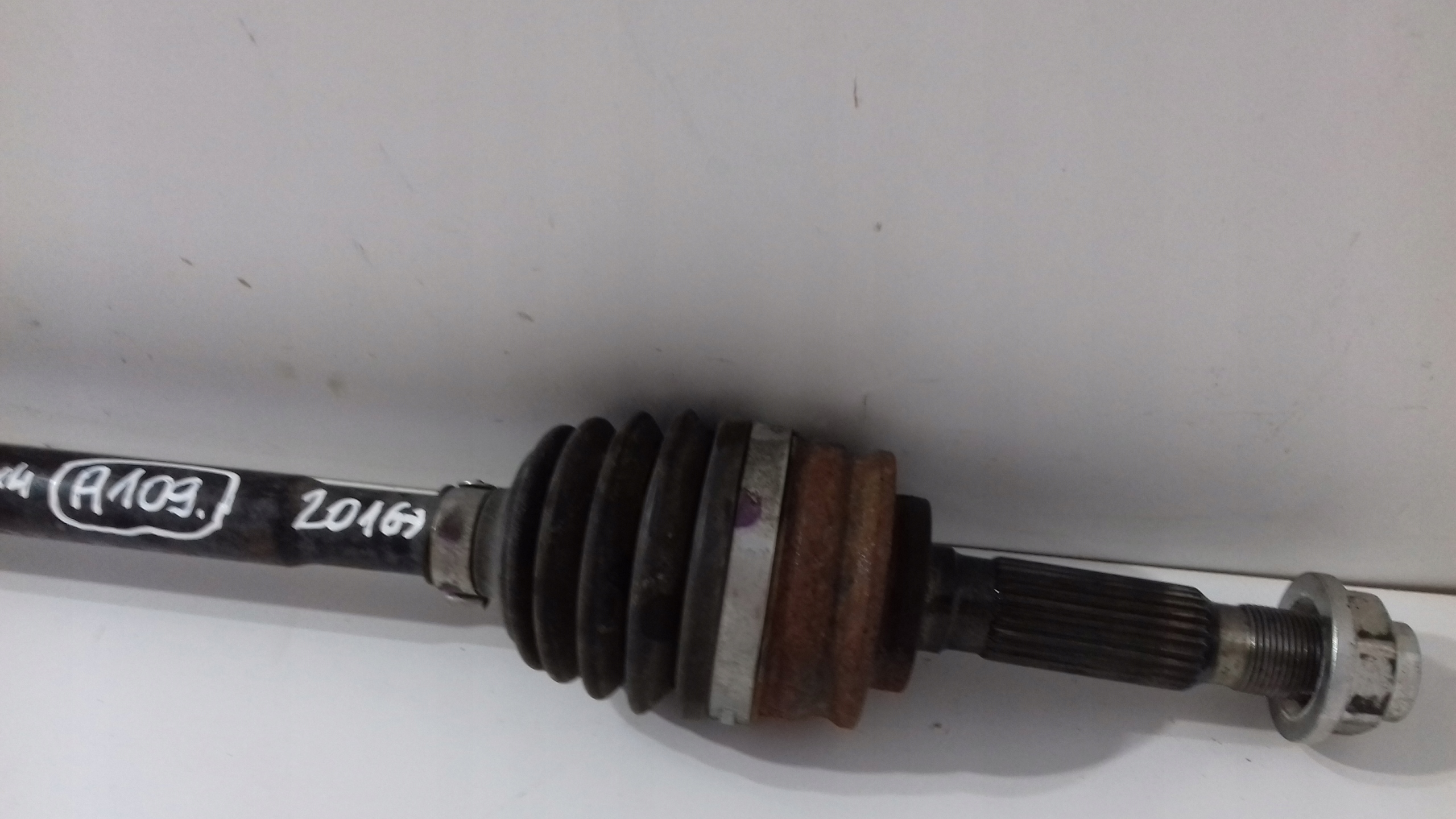 MITSUBISHI OUTLANDER III semi-axis L.rear part 2.0 B 4X4