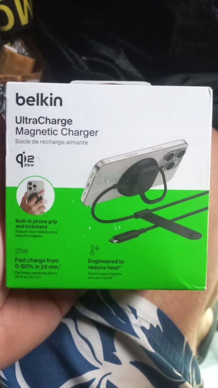 Nowa Ładowarka indukcyjna Belkin WIA013hqWH Kolor Czarny