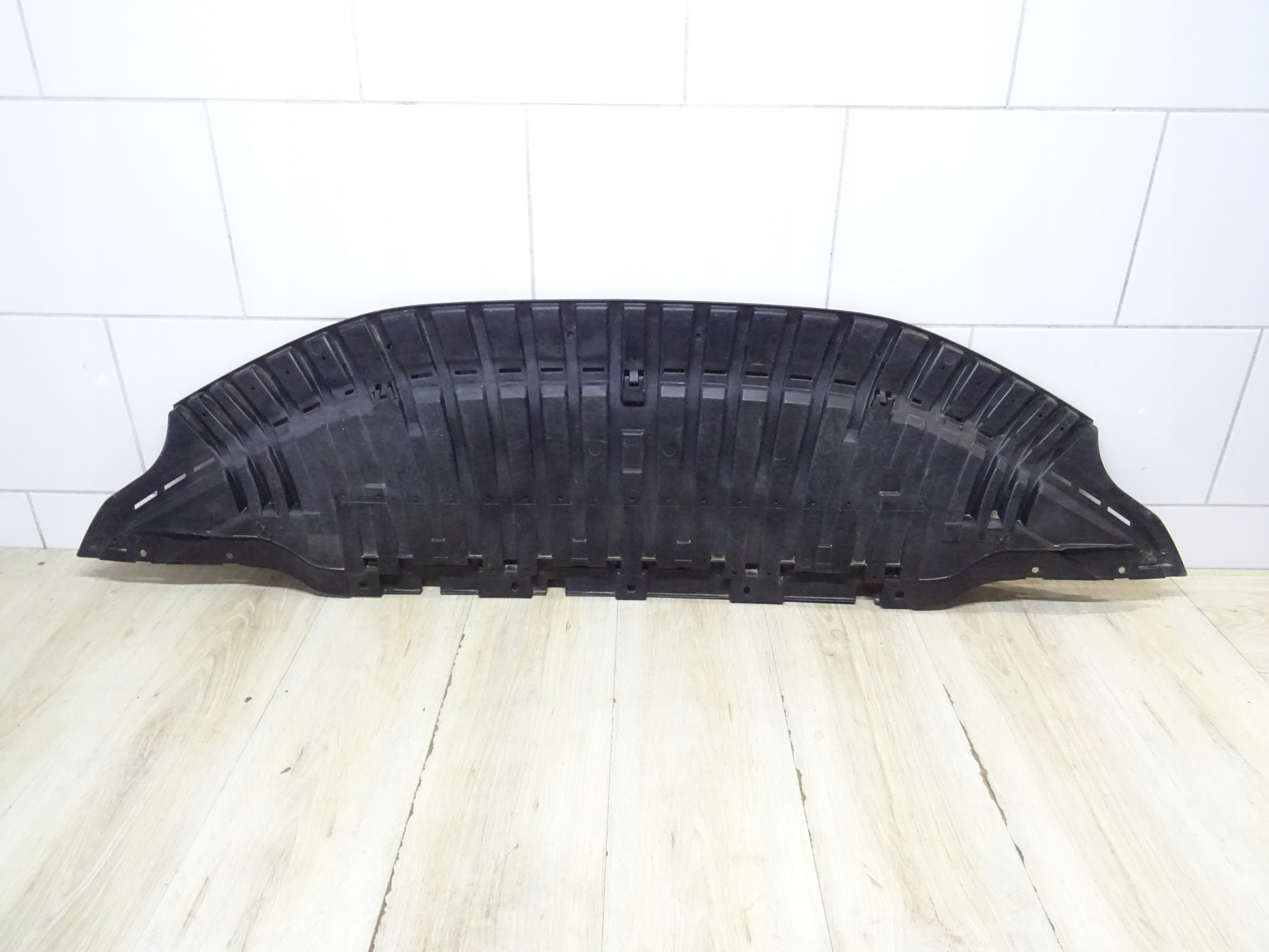 AUDI A8 D4 OSŁONA POD ZDERZAK 4H0807611B