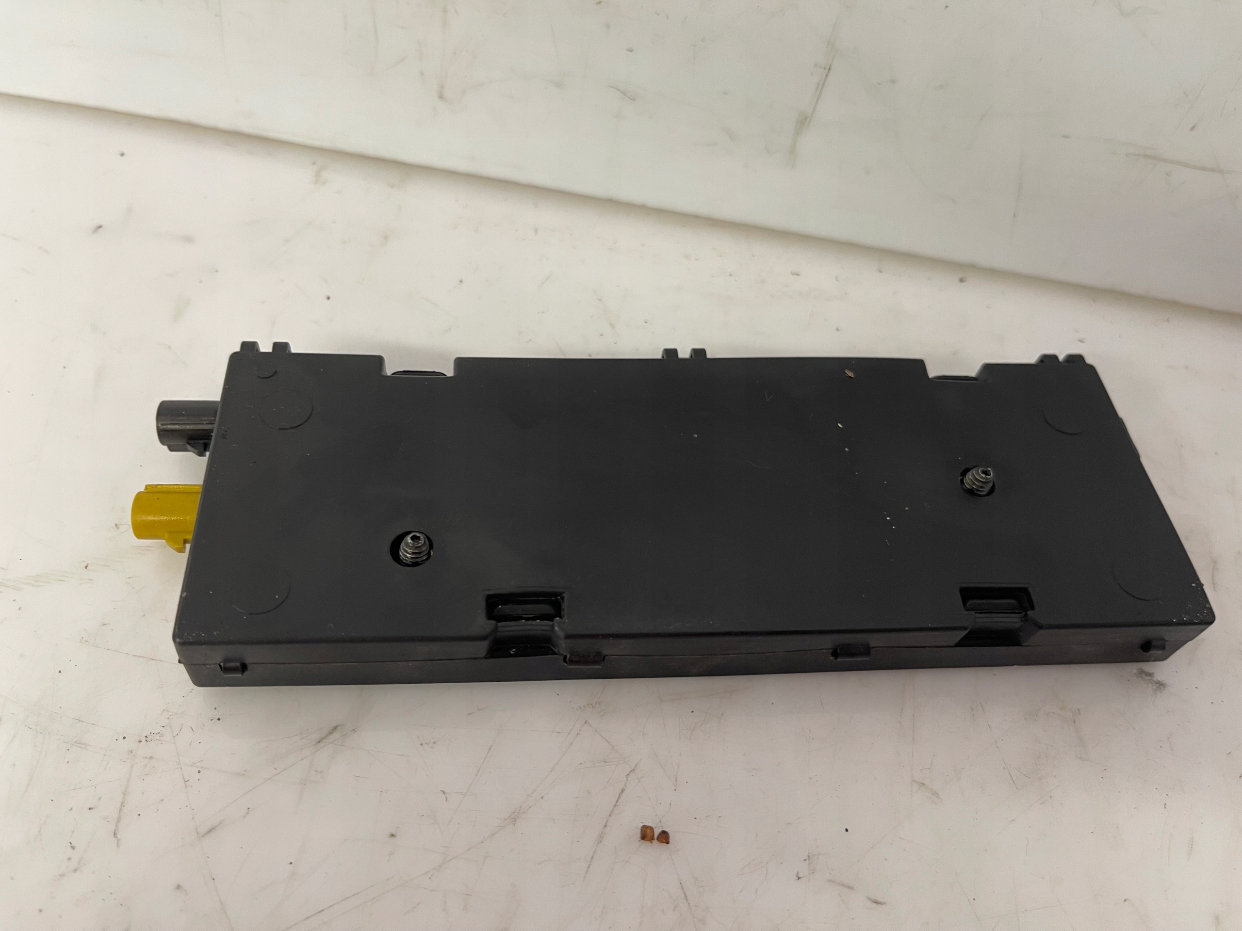amplifier ANTENY BMW SERIA 1 E87 118D 6958900-02