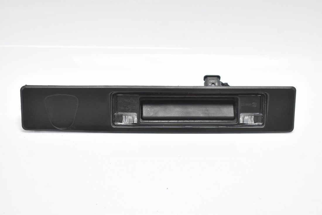 KLAMKA KLAPY PODŚWIETLANIE TABLICY VOLVO V60 II