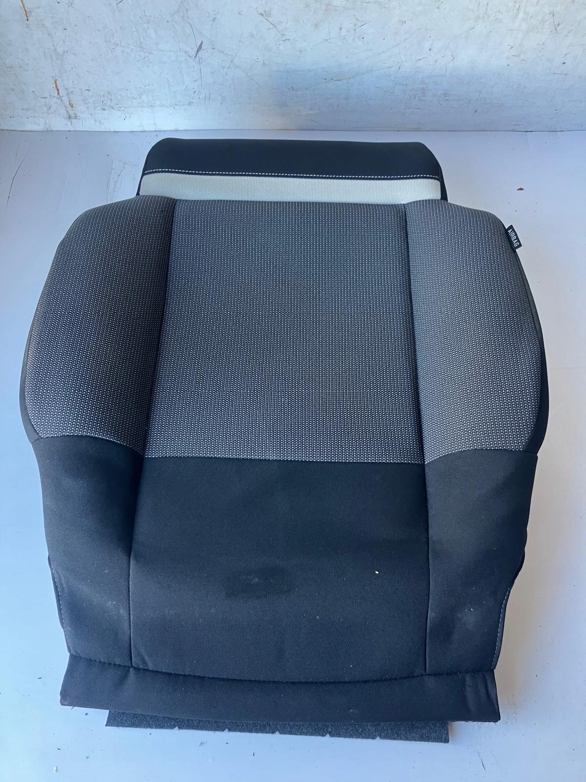 OPARCIE seat left front CITROEN C3 AIRCROSS