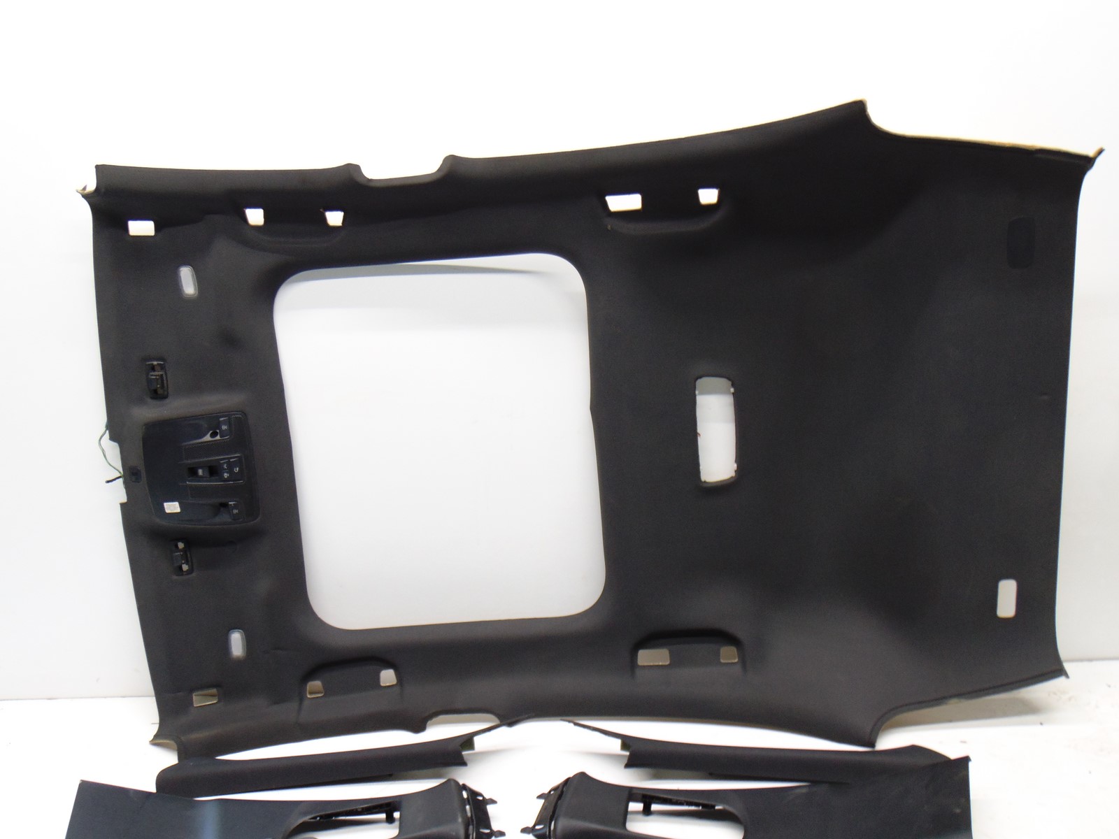 roof upholstery complete pillars visor handles W176 AMG