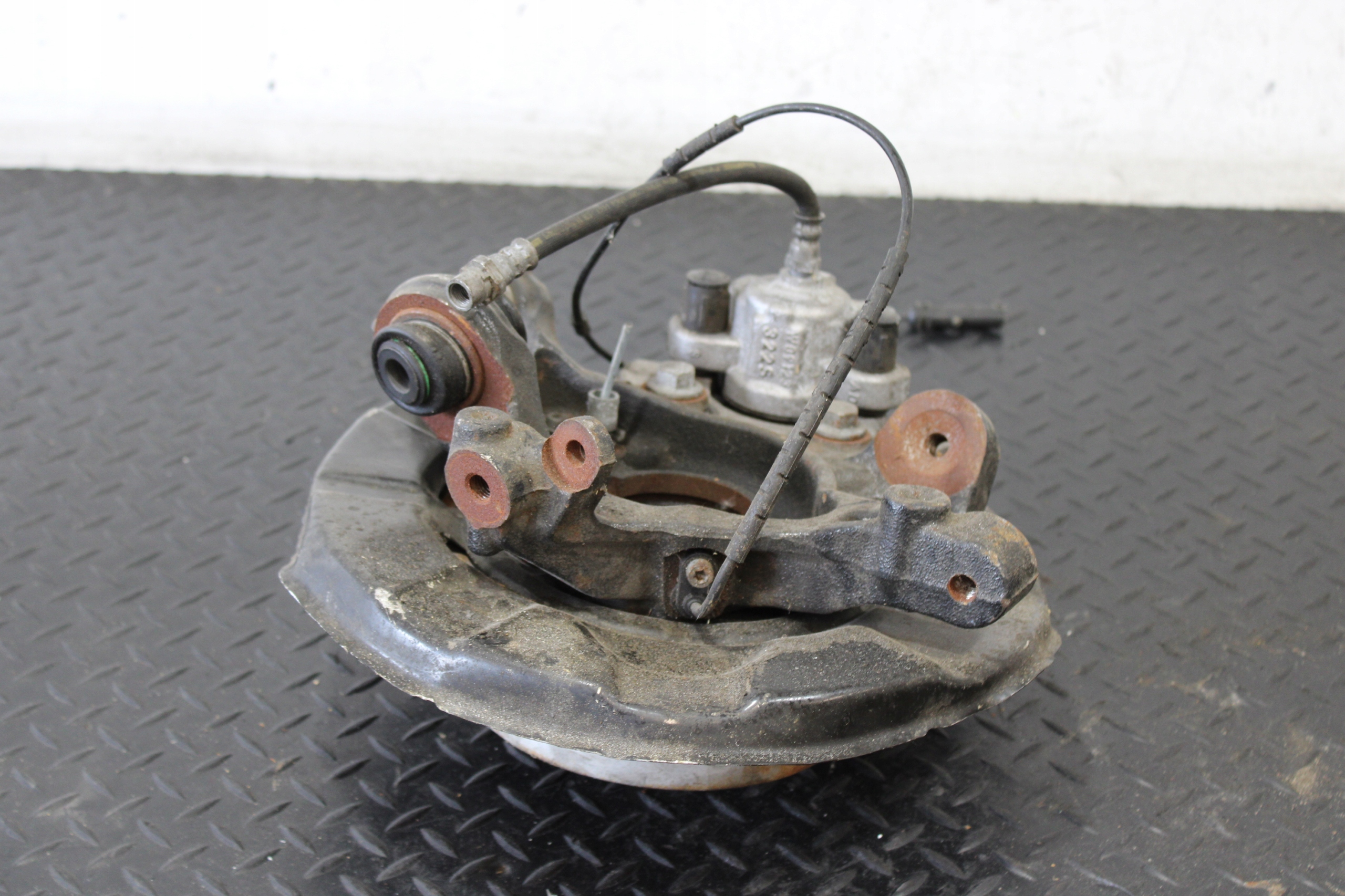 swing right rear part BMW 2 F22
