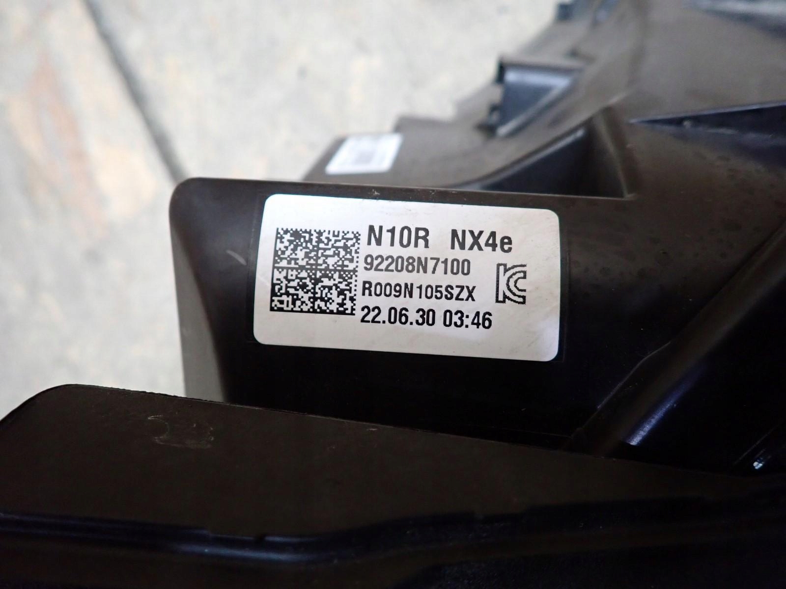 light right front LED HYUNDAI TUCSON 4 IV NX4E 2020-2024R 92208N7100