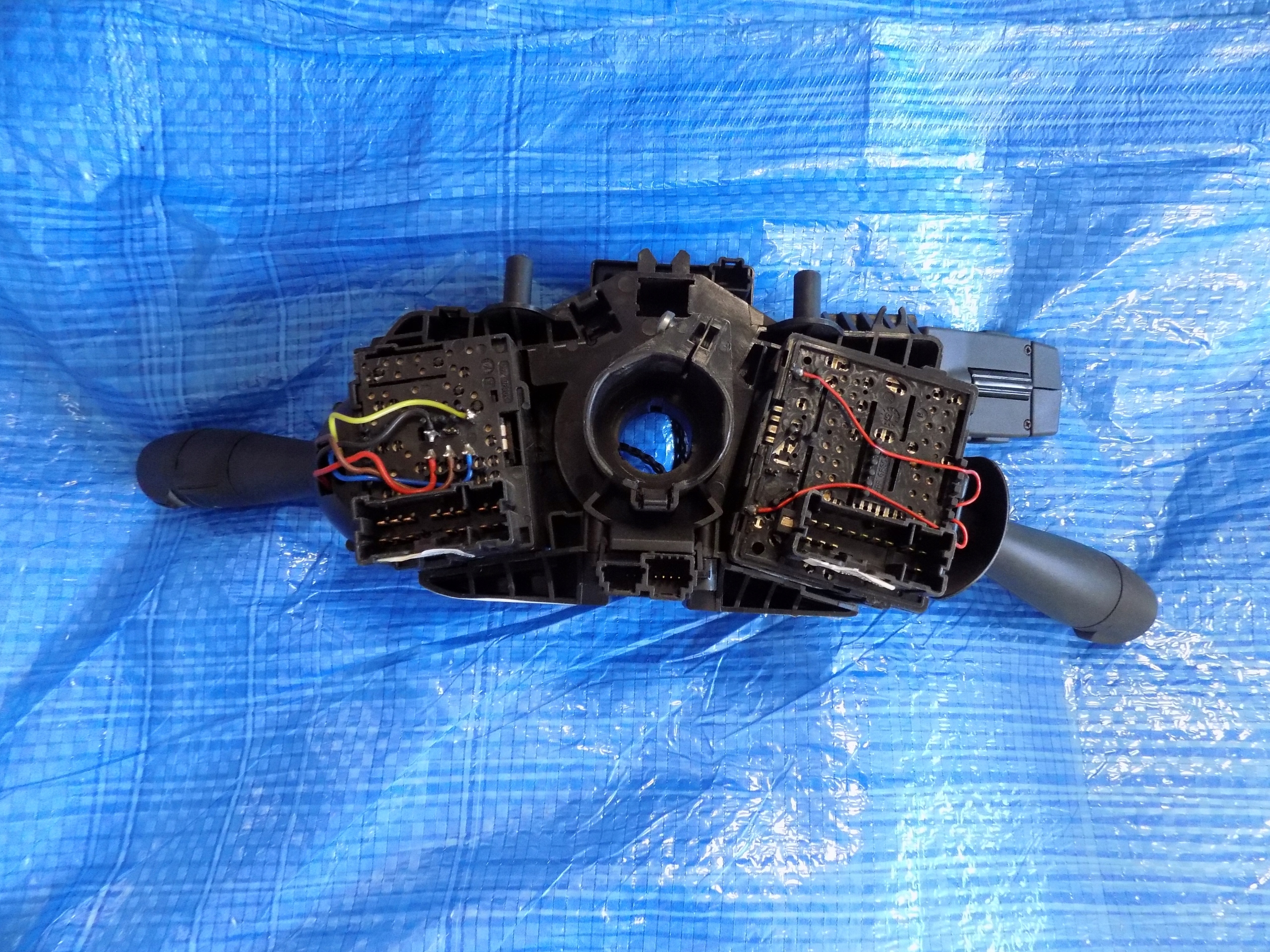 steering wheel levers and controls ring RENAULT TRAFIC III 0265019069