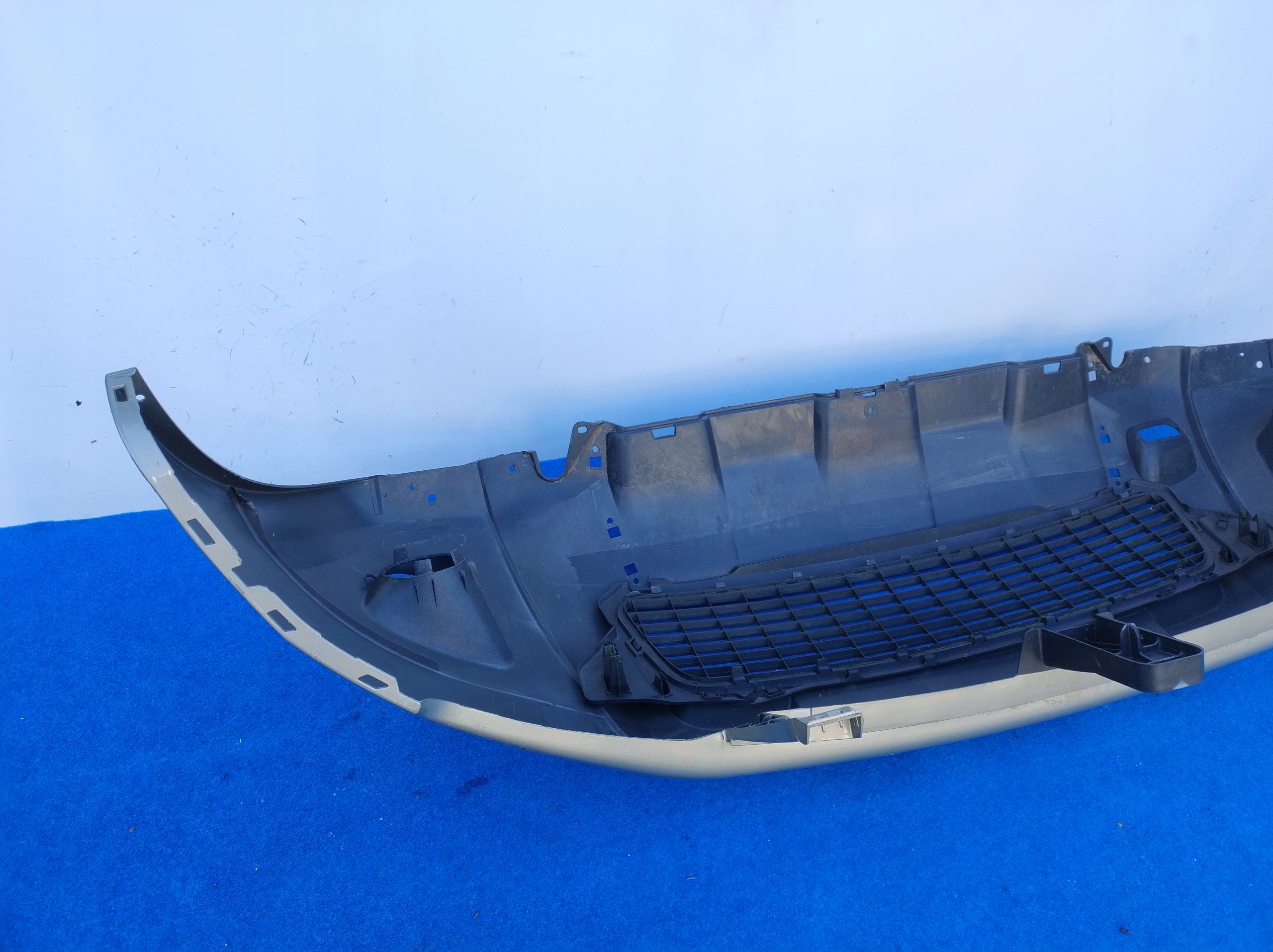 DACIA DUSTER 10-18 ROK bumper front 620220025R ZA154 + grid