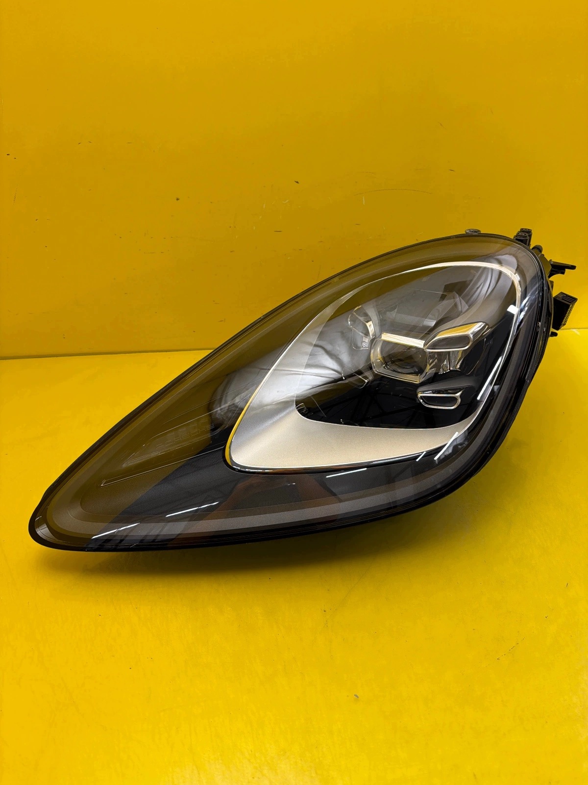 light left Porsche Cayenne III 9Y Full Led 9Y0941033AH