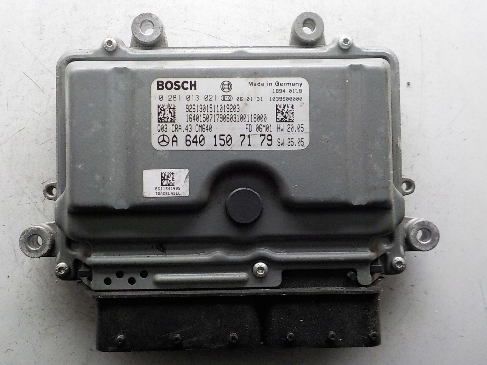 MERCEDES computer control unit 0281013021 A6401507179