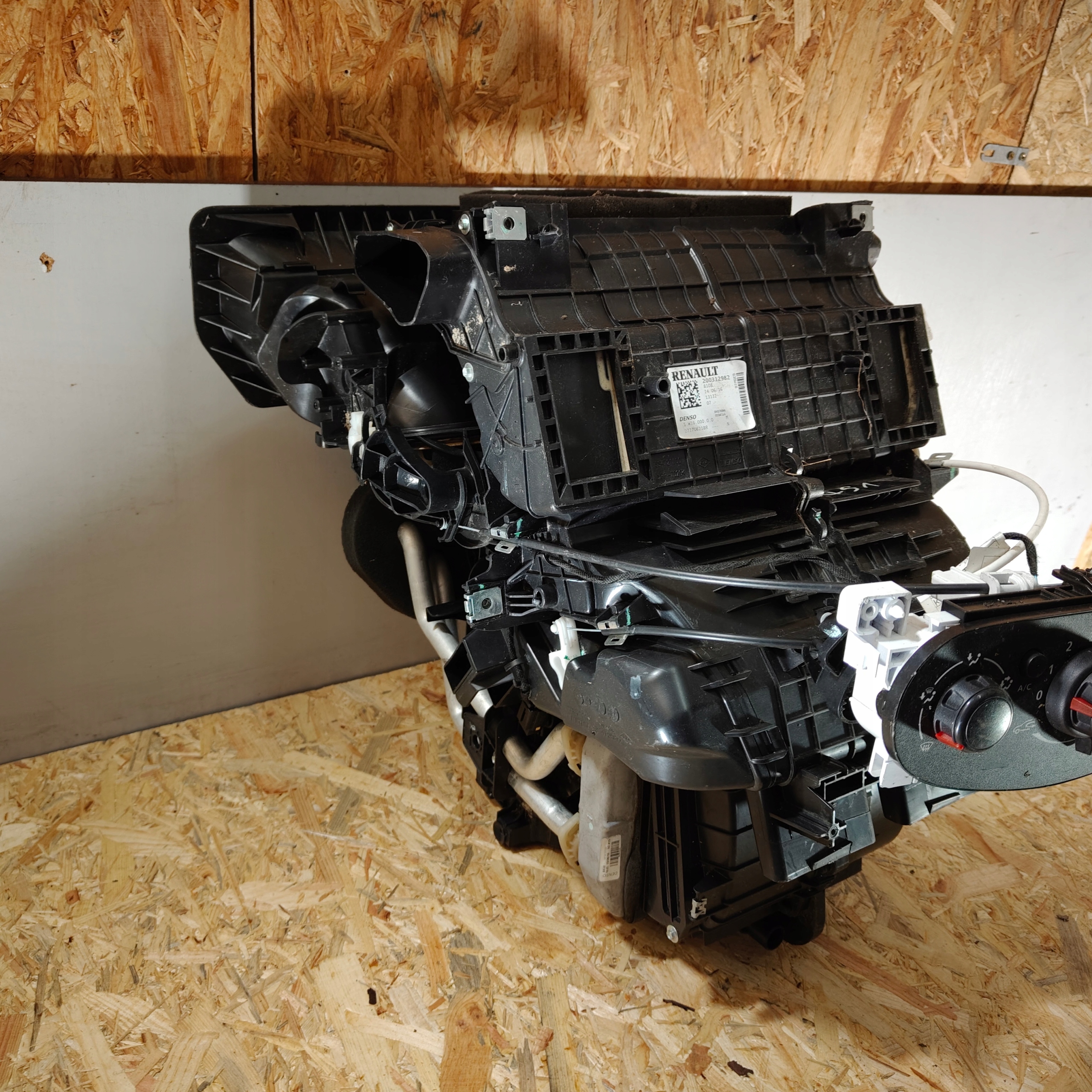 heater heating DACIA SANDERO II 272706218R