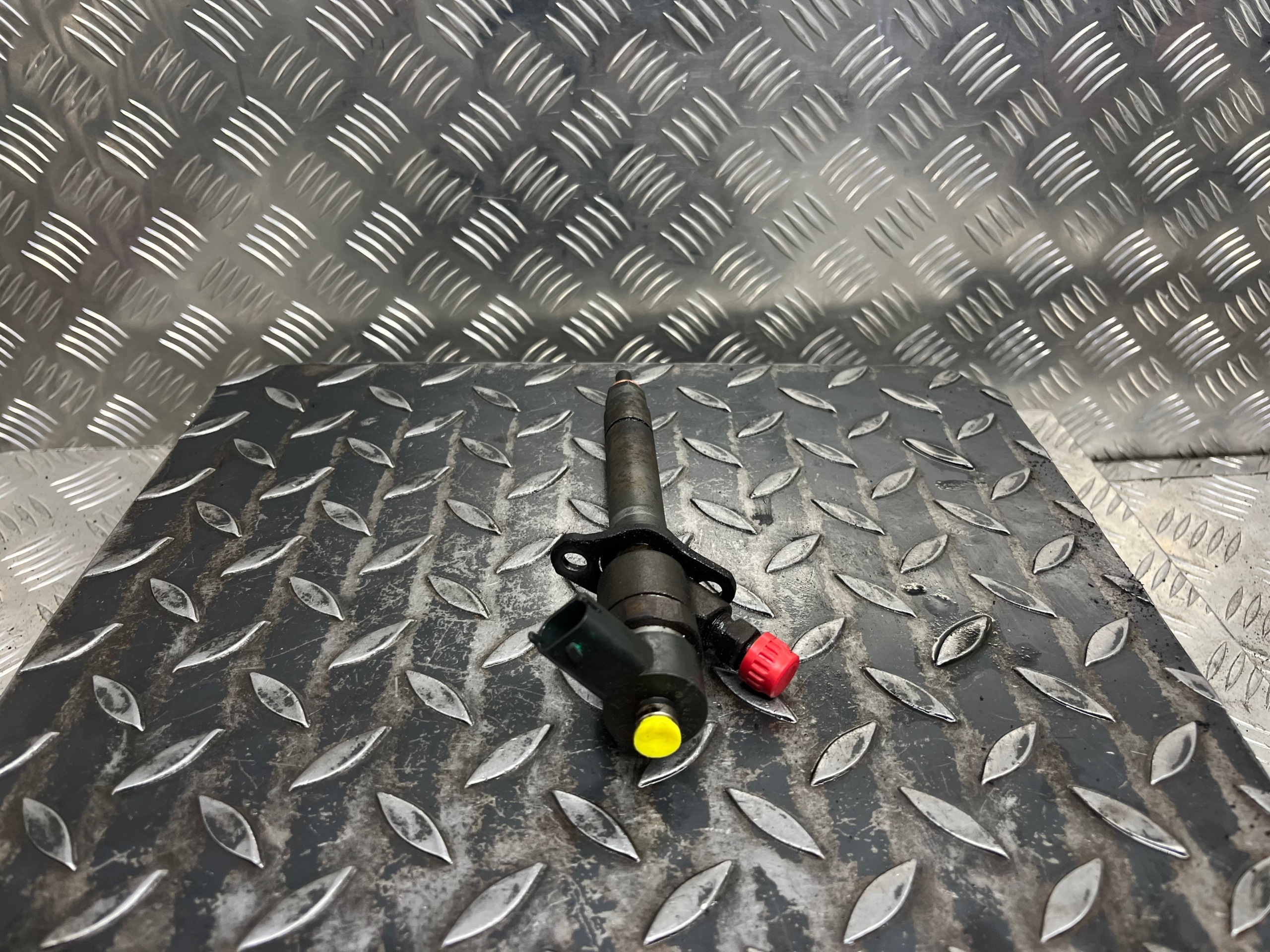 nozzle injector VOLVO XC90 8658351