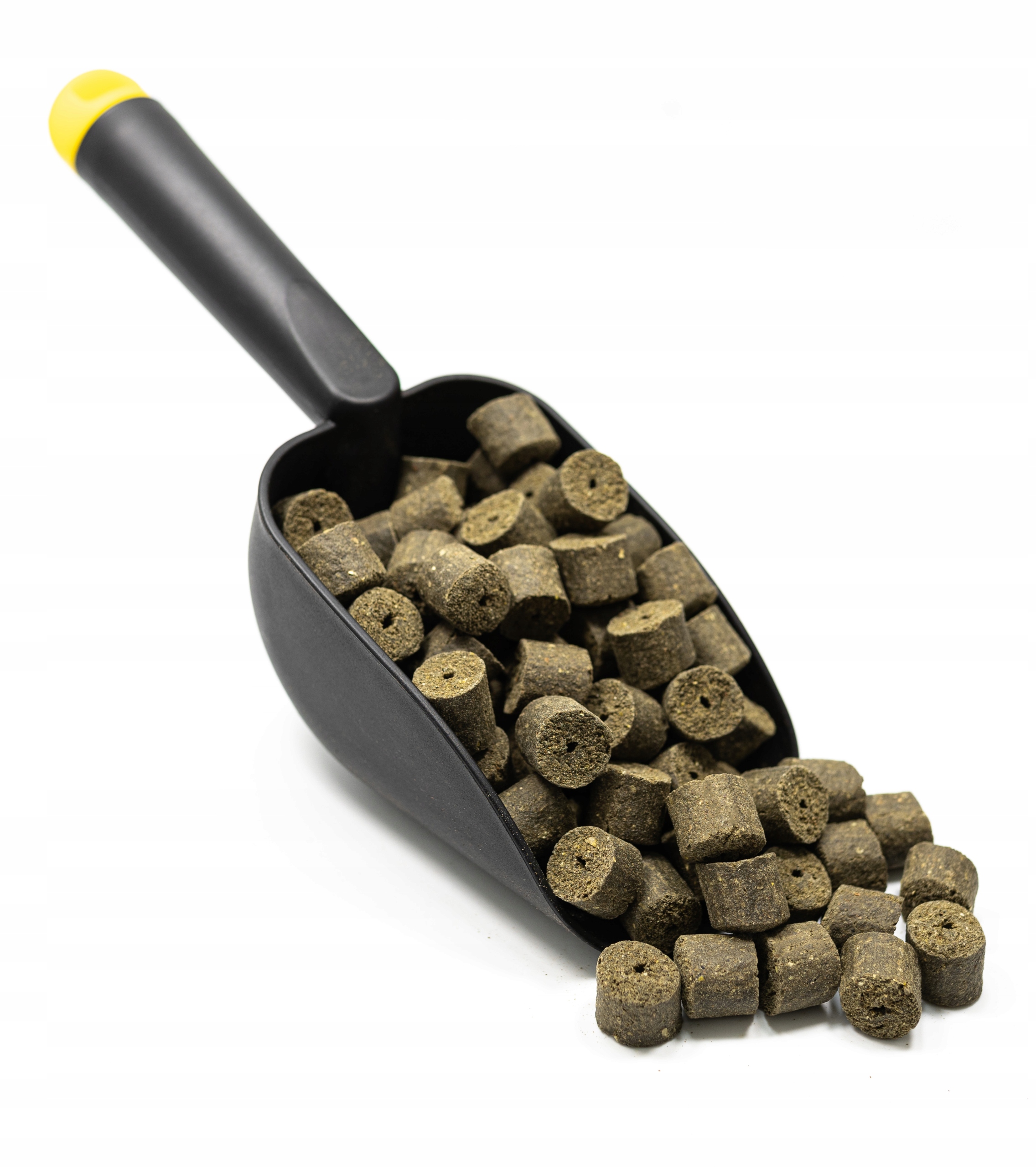 Pelety návnada na ryby 14 mm Konopí 9 kg mix kaprů cejn karaś lin