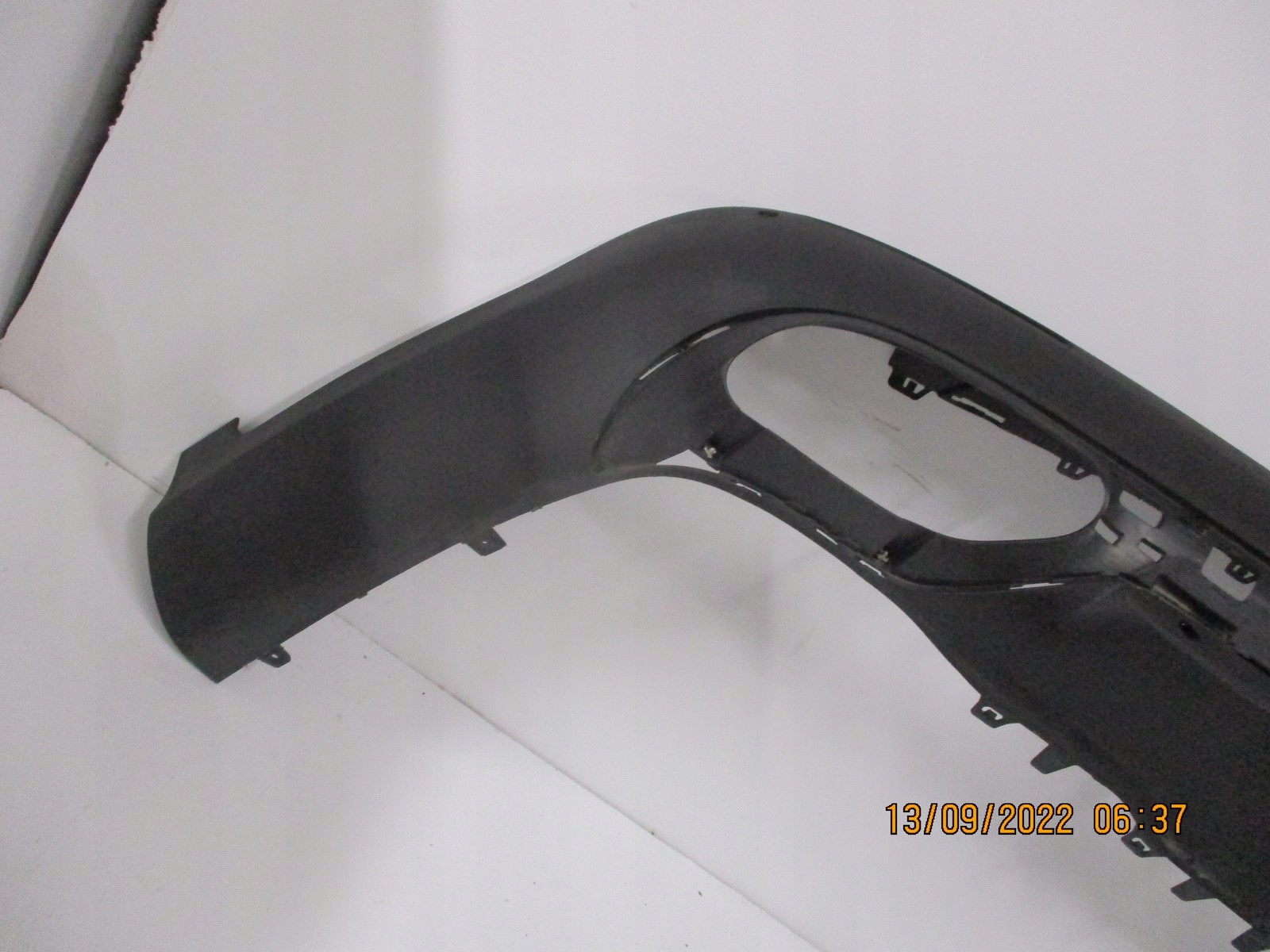 DYFUZOR DER STOSSSTANGE MERCEDES E KLASA A2138852902